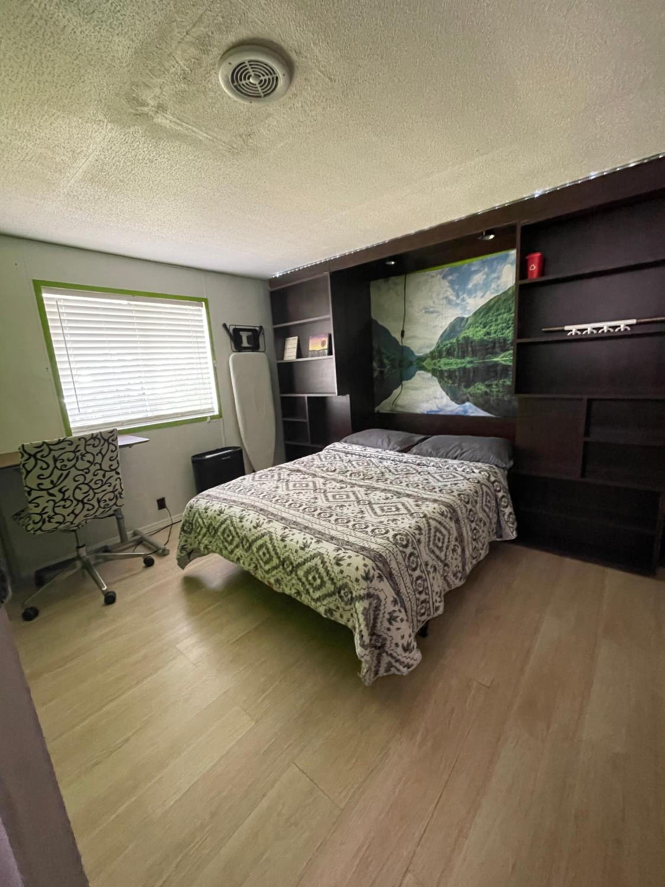 Tampa Vacations - Tiny but cozy manufactured house - Property Image 8