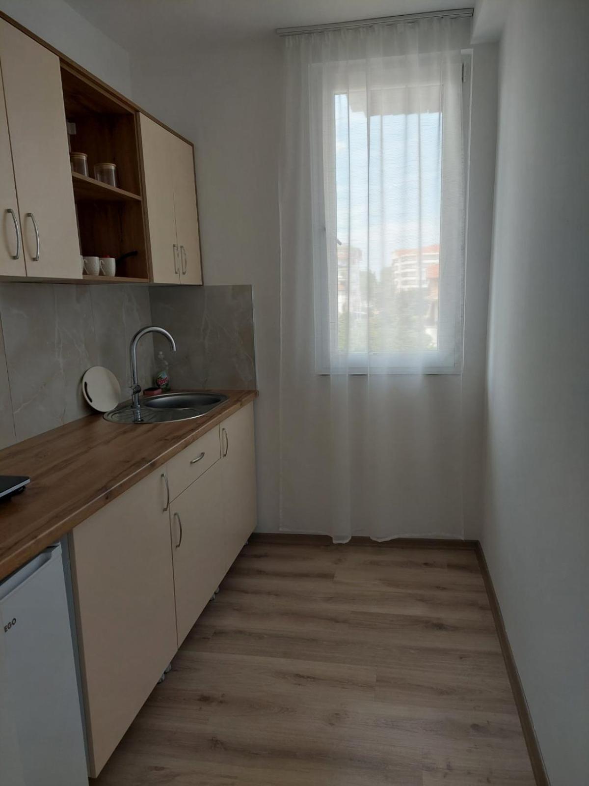 Lotos Apartments