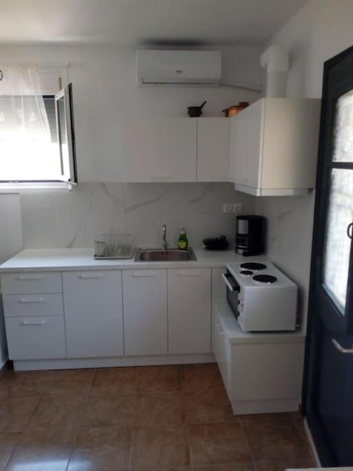 Trikeri pleasant stay