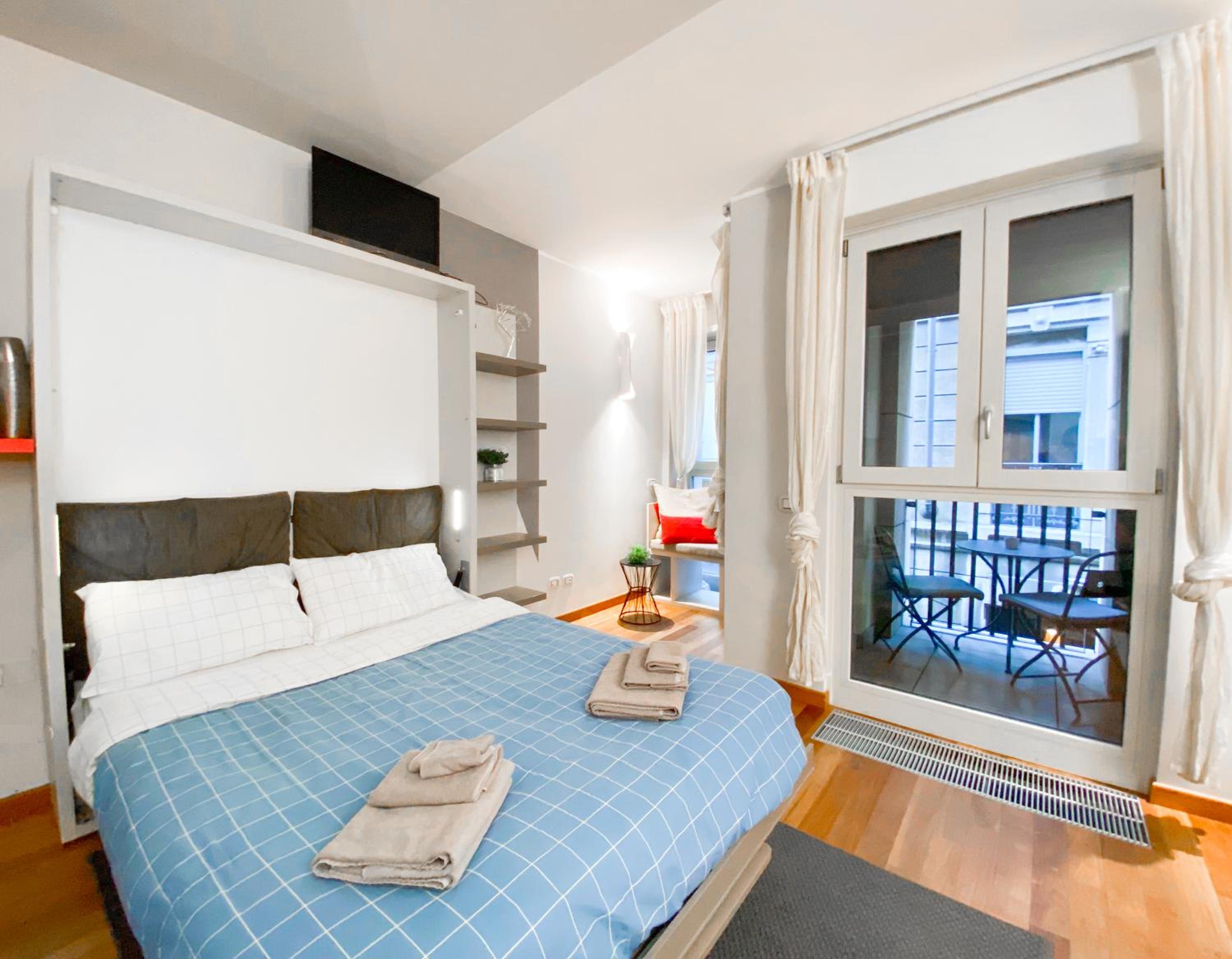 Foro Buonaparte - Red suite Castello Sforzesco