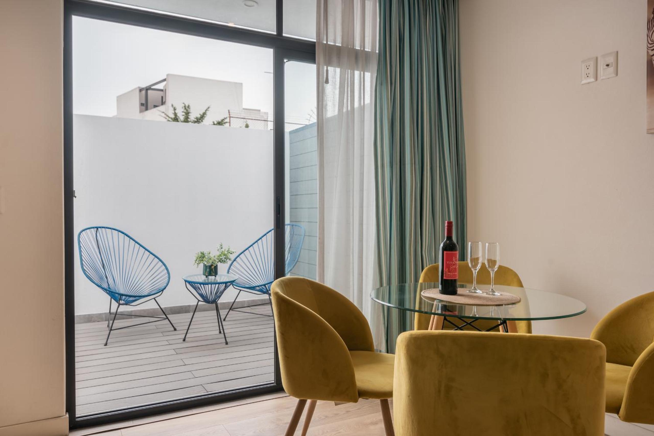 Spacious Urban RetreatWork & Play in Mexico City view 3
