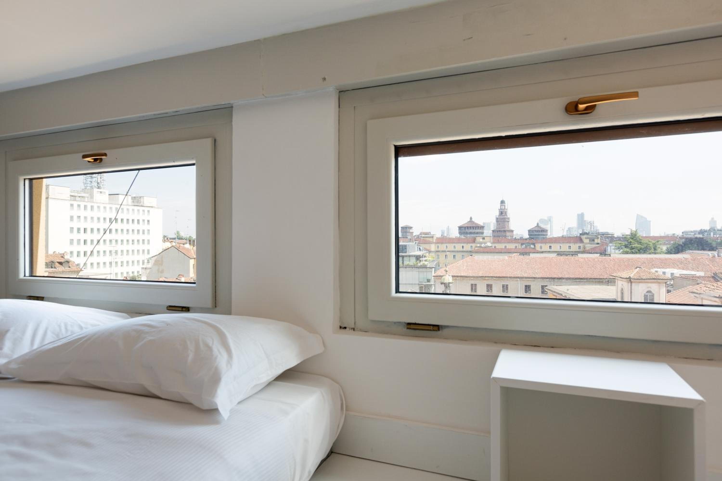 GuestHost - Milano Magenta Long Let Apts