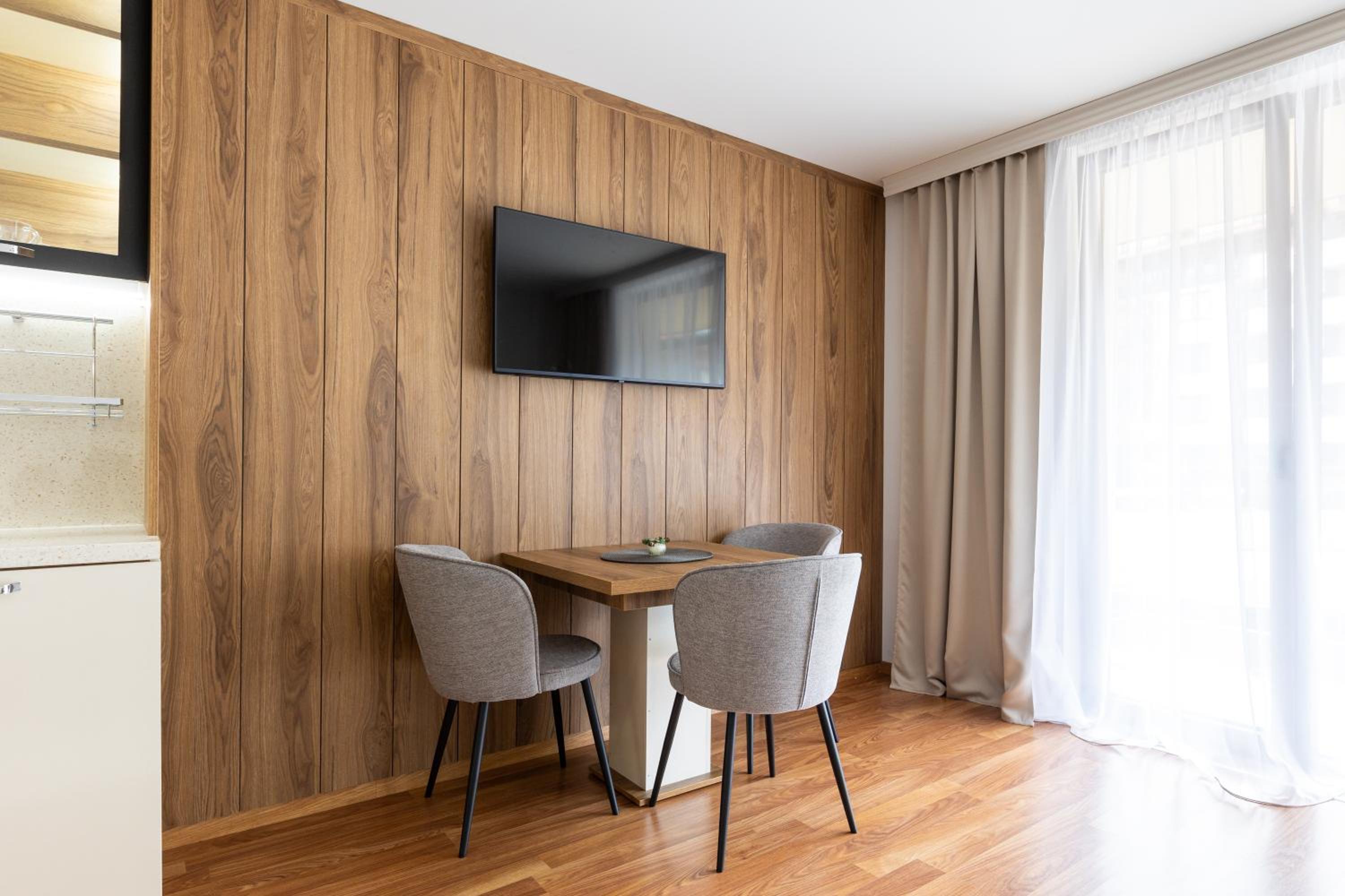 Pirin Sense Apartment Complex