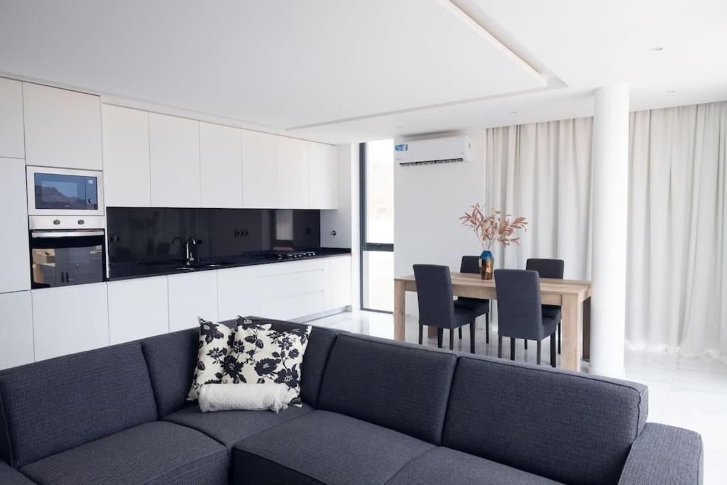 Bliss Apartments T2 - Julia
