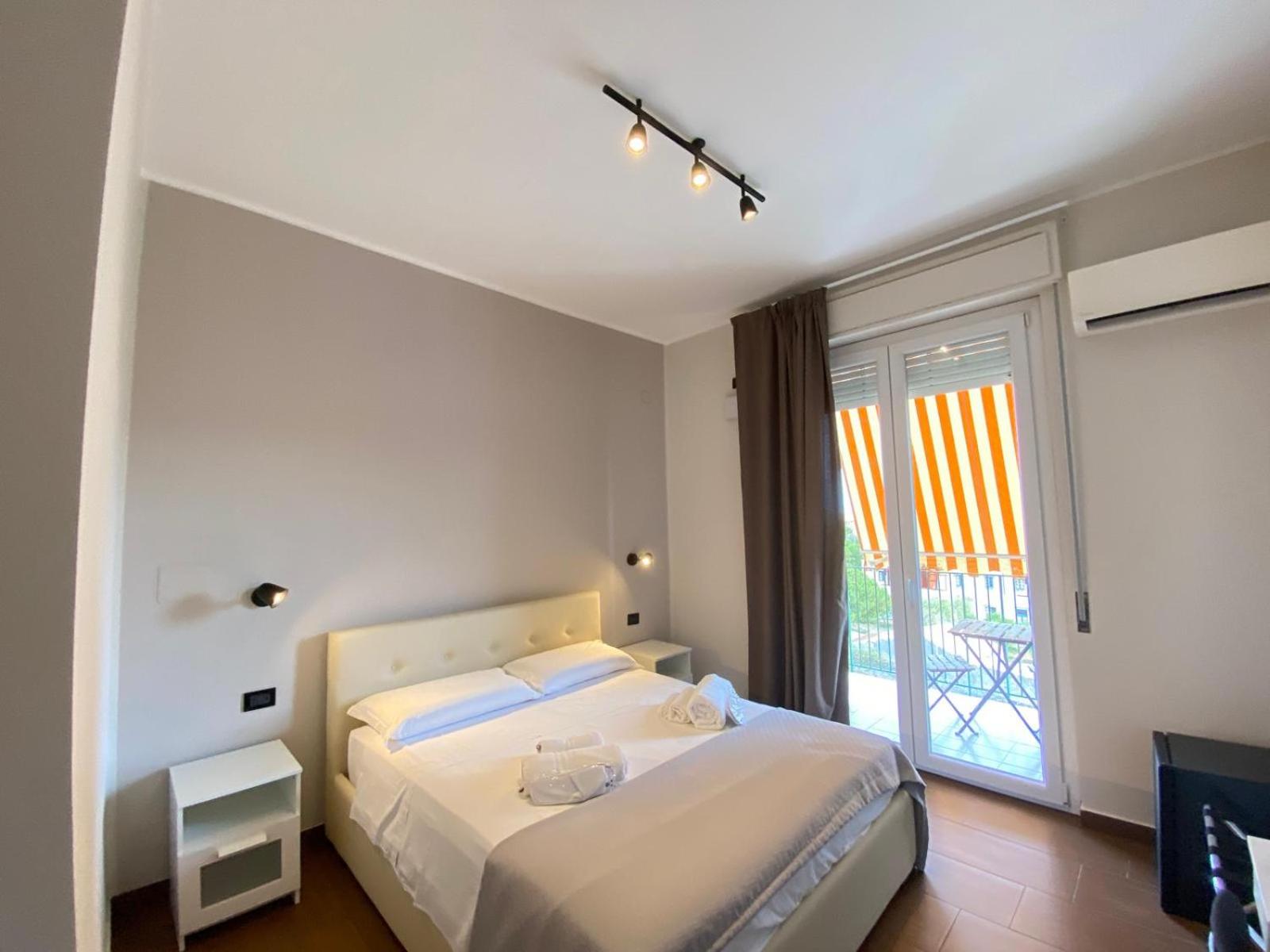 Panoramic Rooms