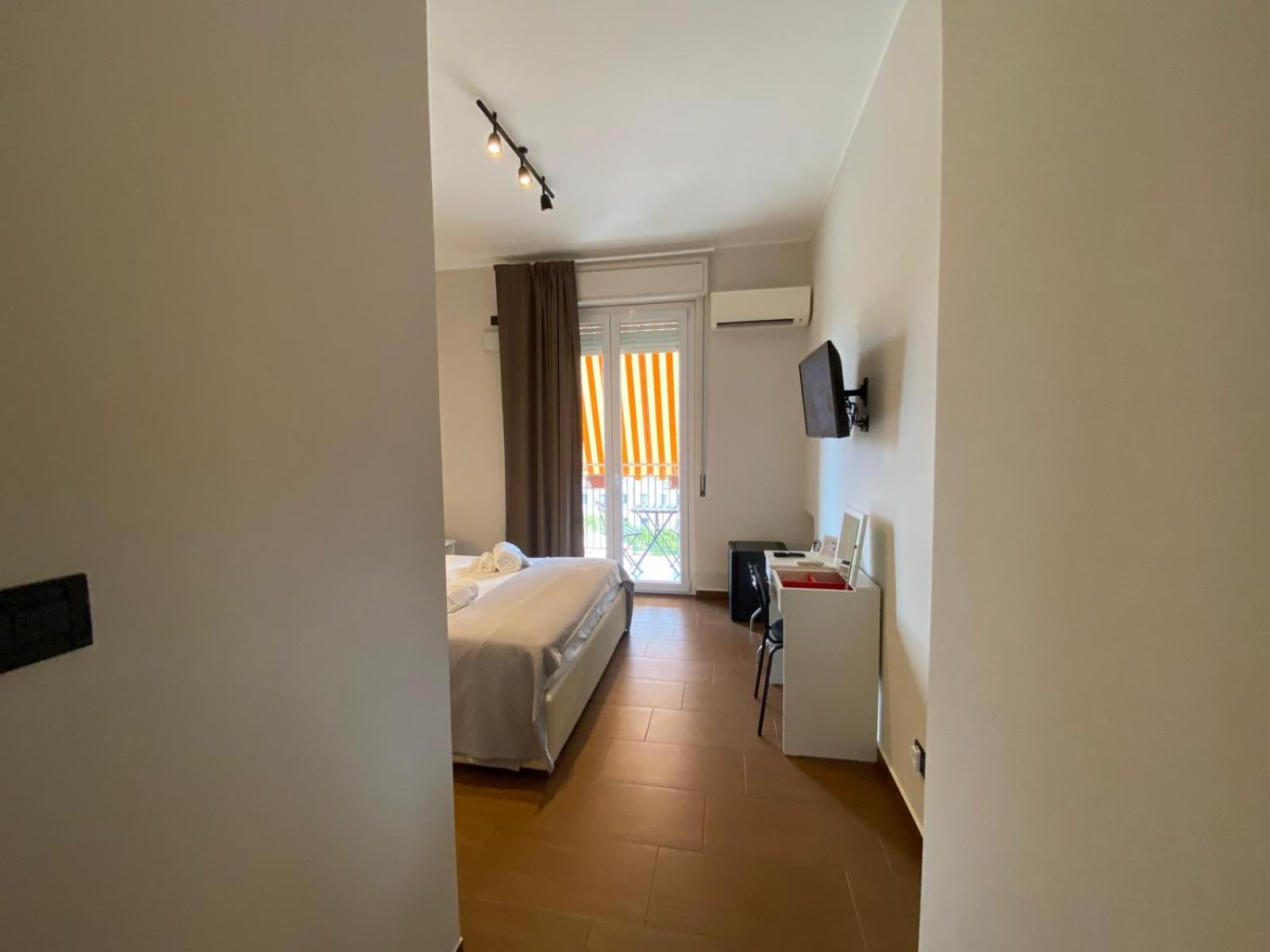 Panoramic Rooms