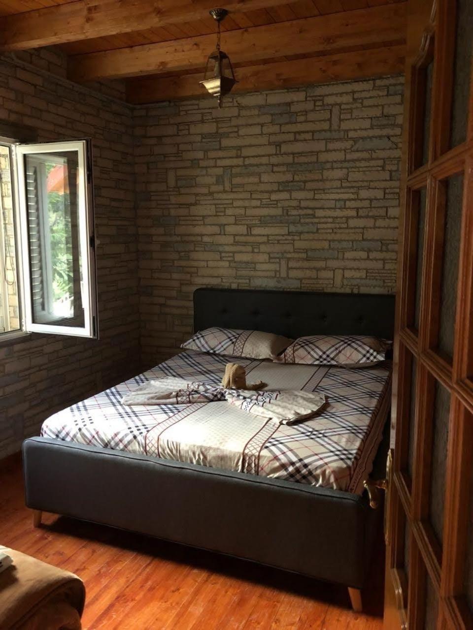 Guest House Tomorrow