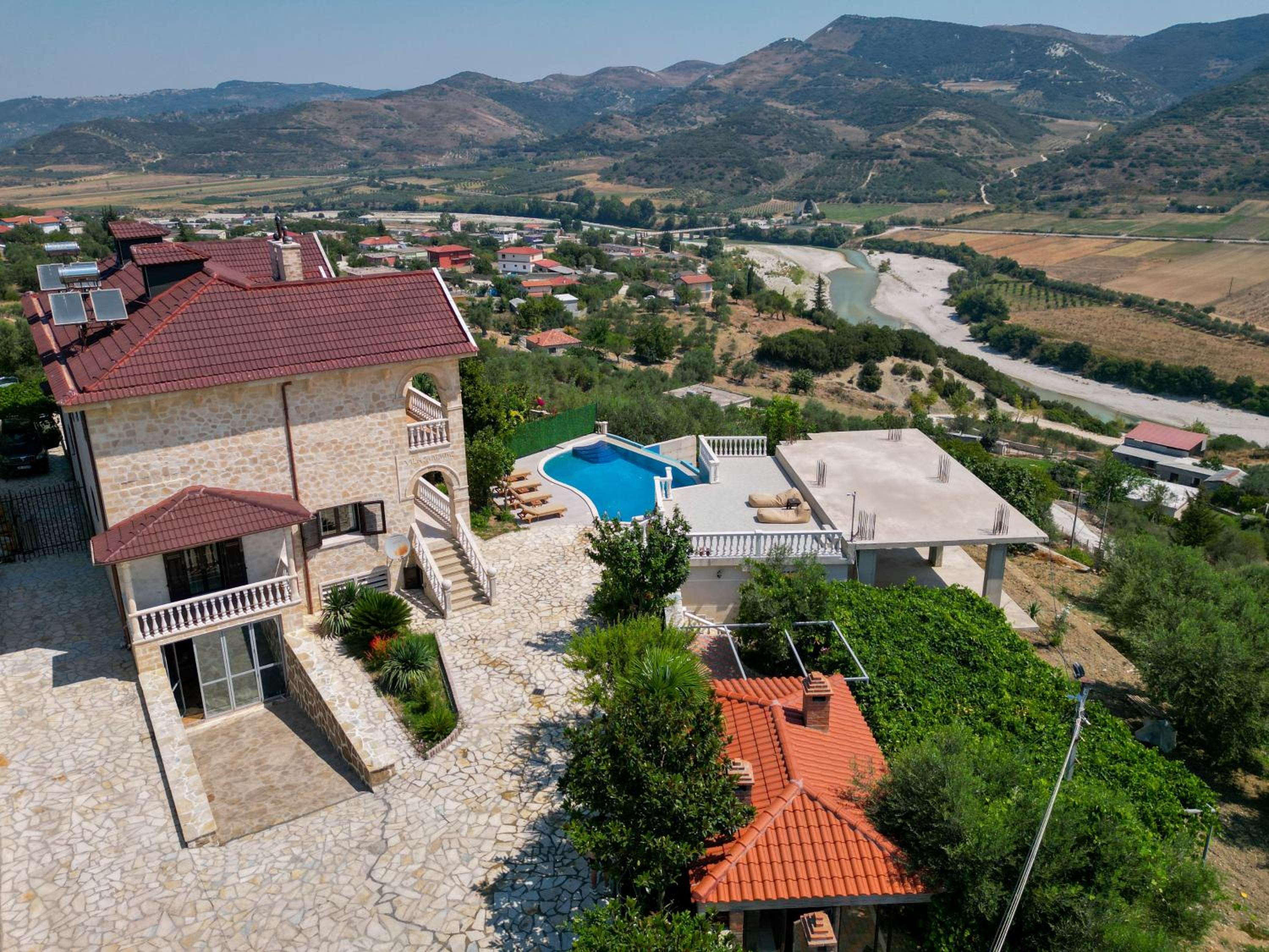 Dapaj Luxury Residence