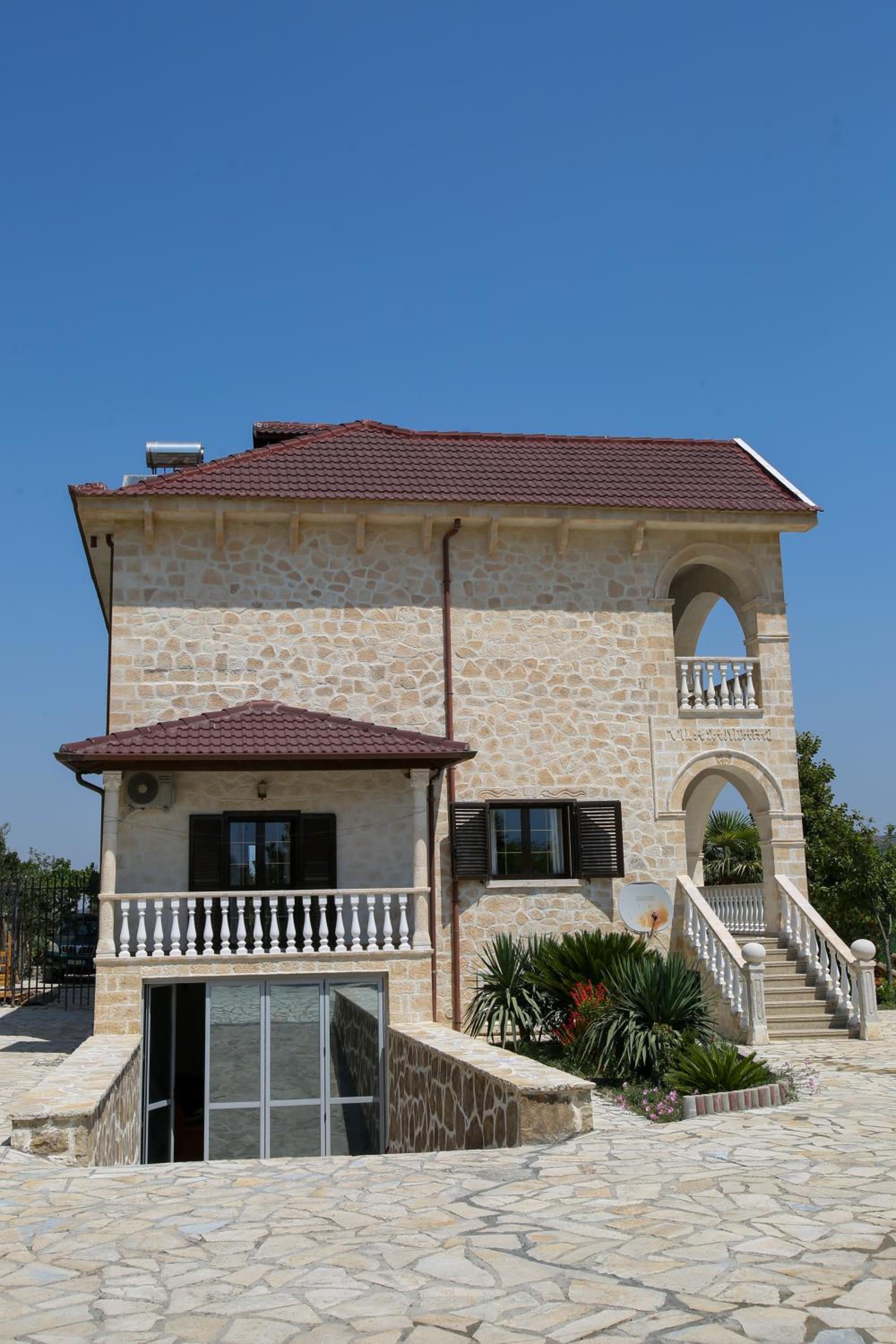 Dapaj Luxury Residence