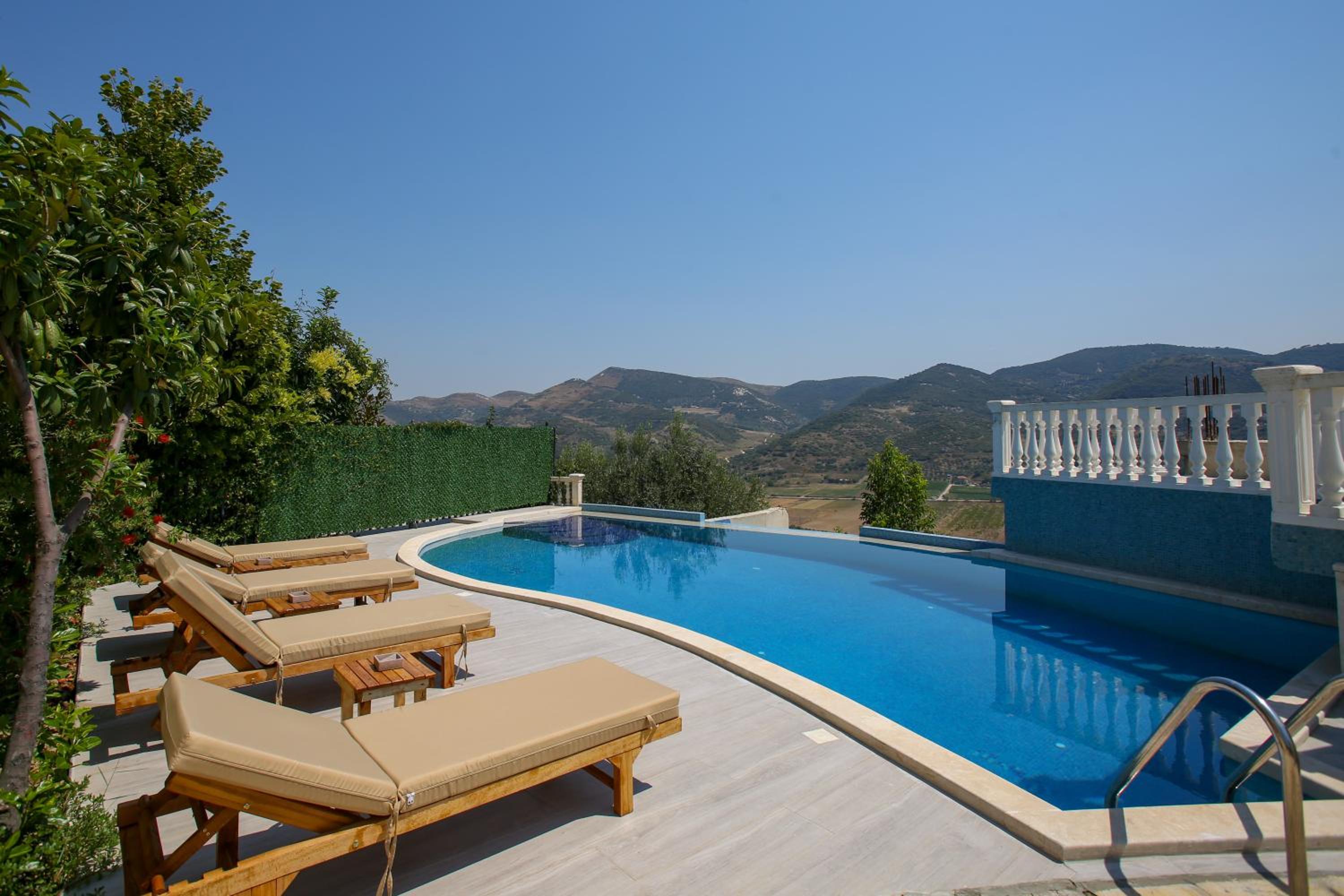 Dapaj Luxury Residence
