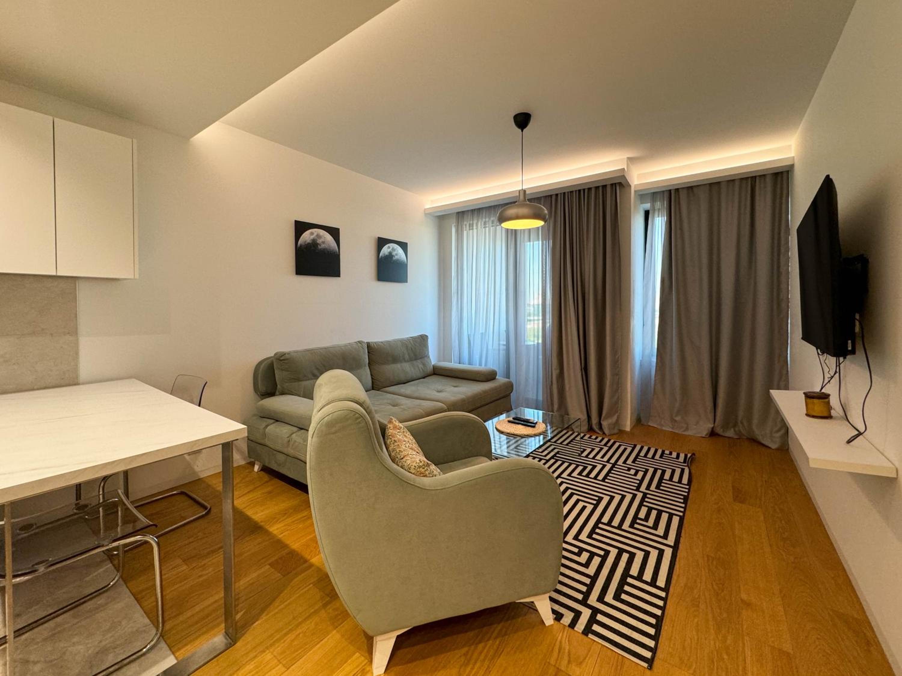Sakura Park Luxury Apartments