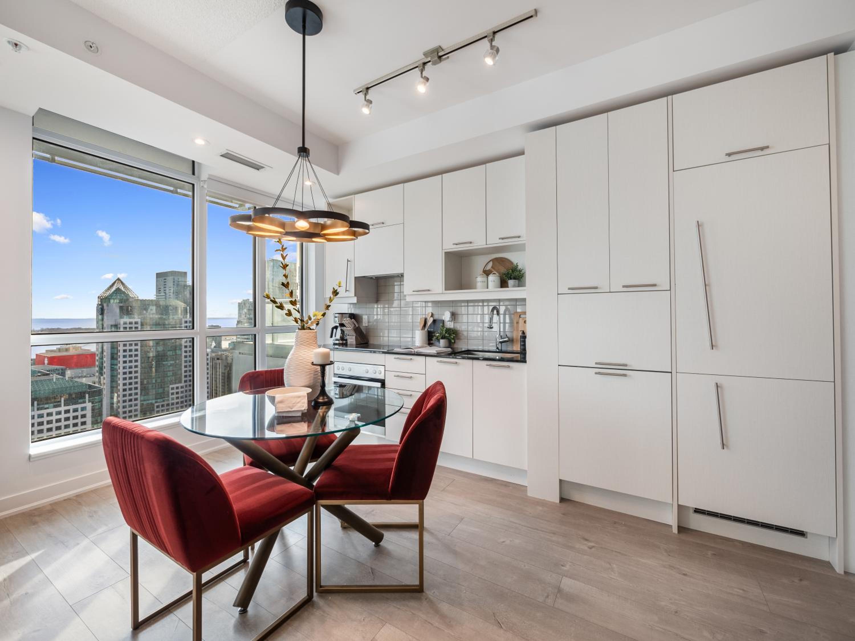 Parc Suites - Entertainment District Toronto