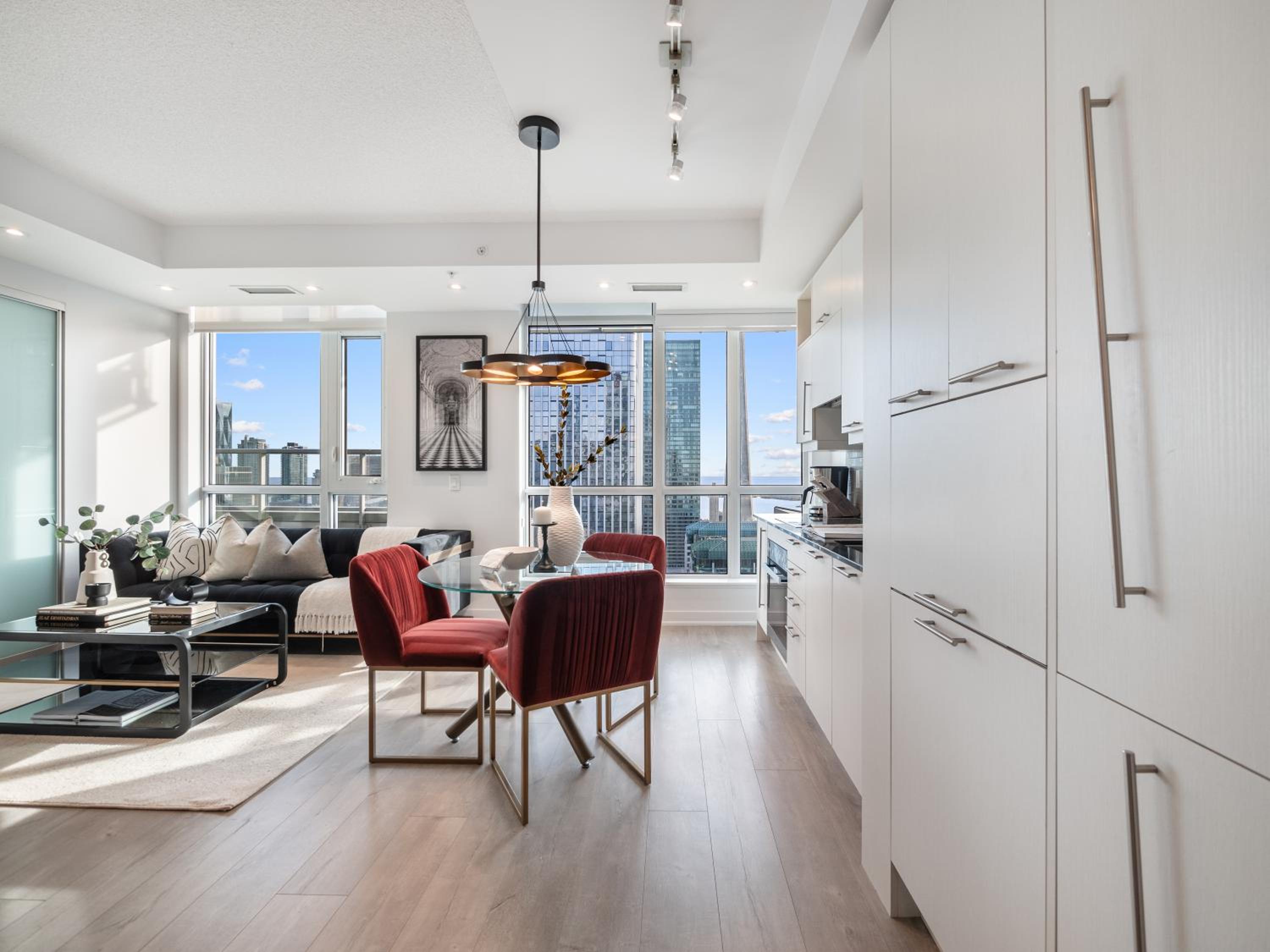 Parc Suites - Entertainment District Toronto