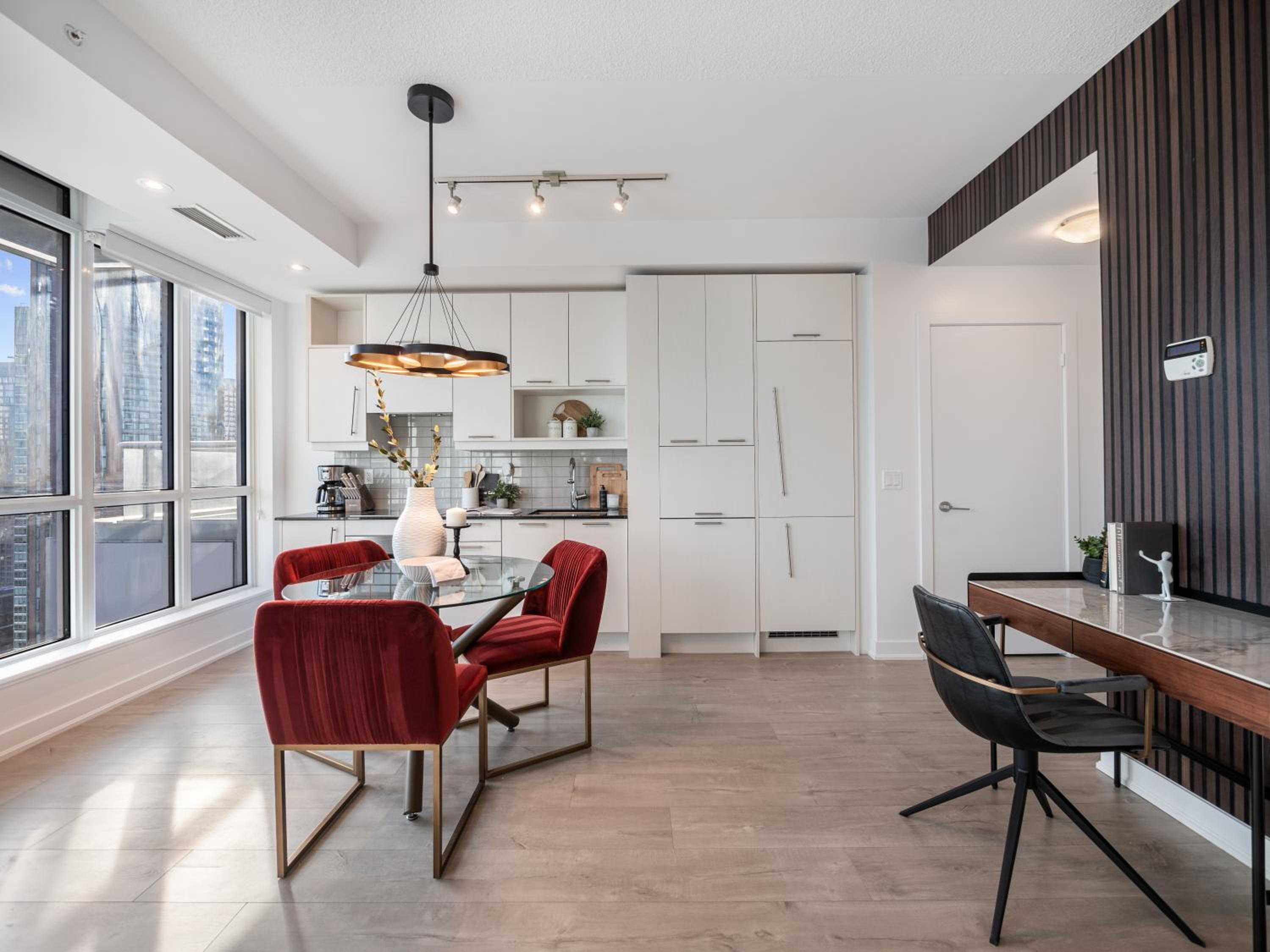 Parc Suites - Entertainment District Toronto