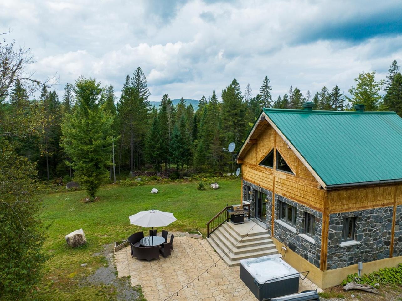 Le Maoli Mini retreat Escape with hot tub