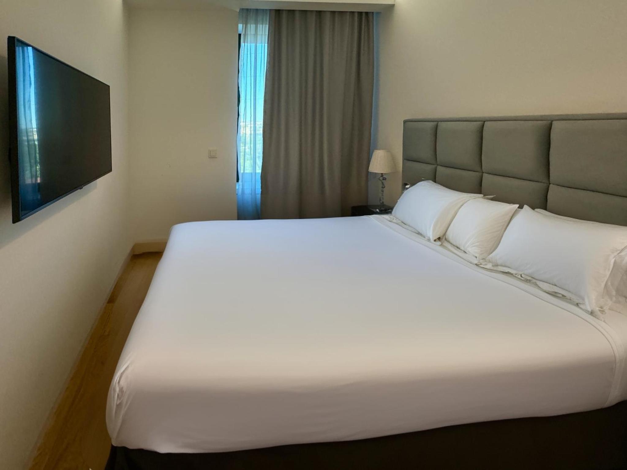 Sakura Park Luxury Apartments