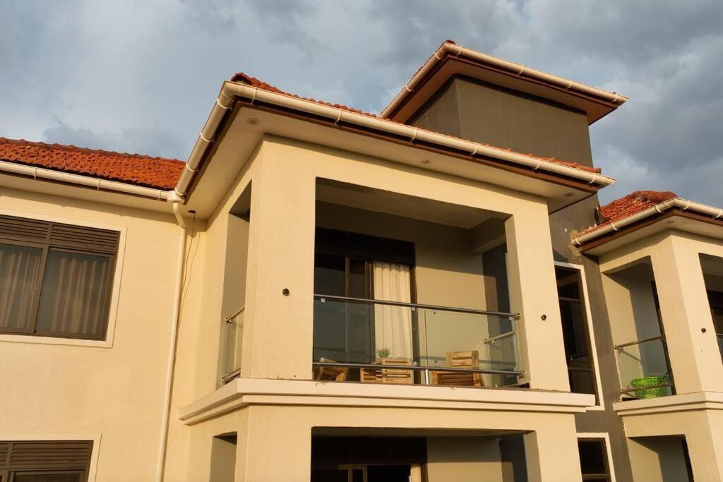 Dew House view 4