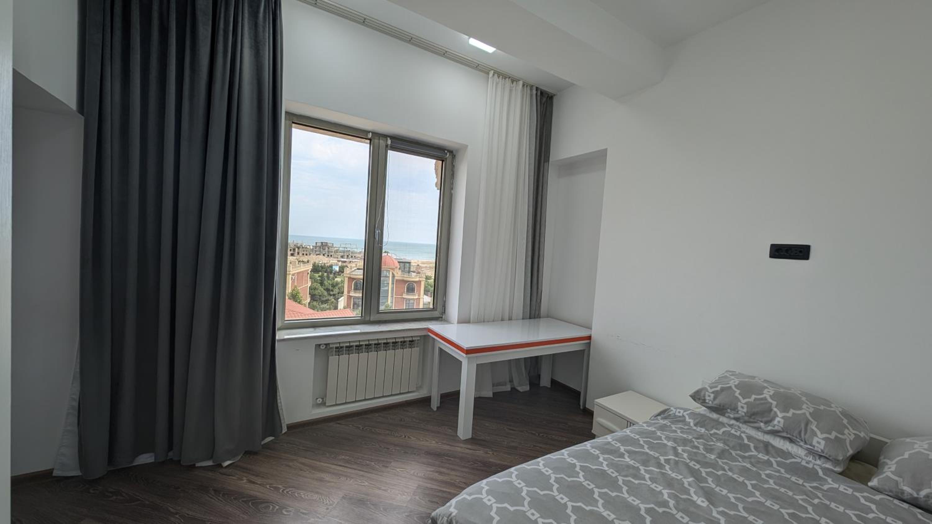 Sea view apartment at 5 star resort