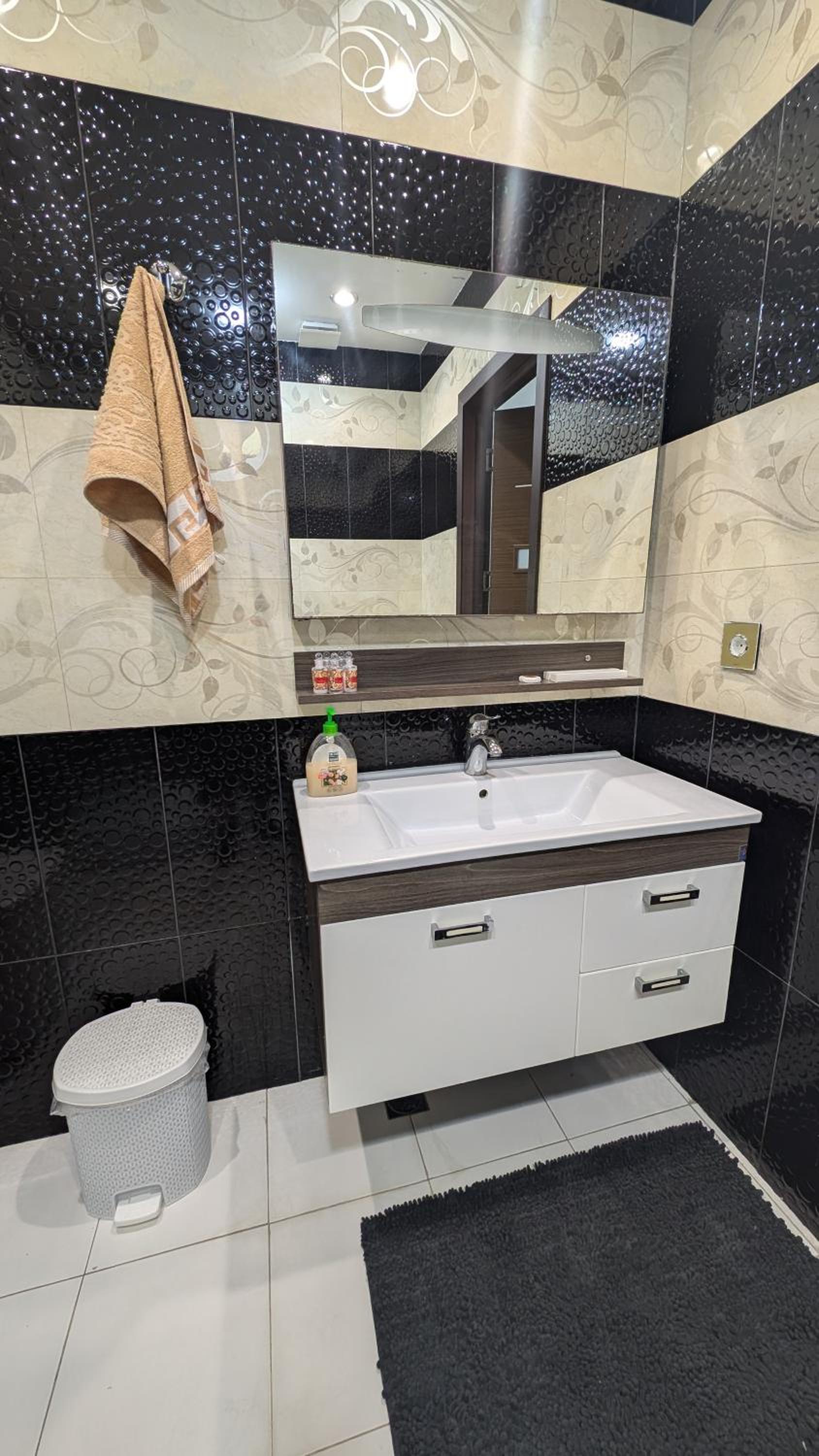 Sea view apartment at 5 star resort