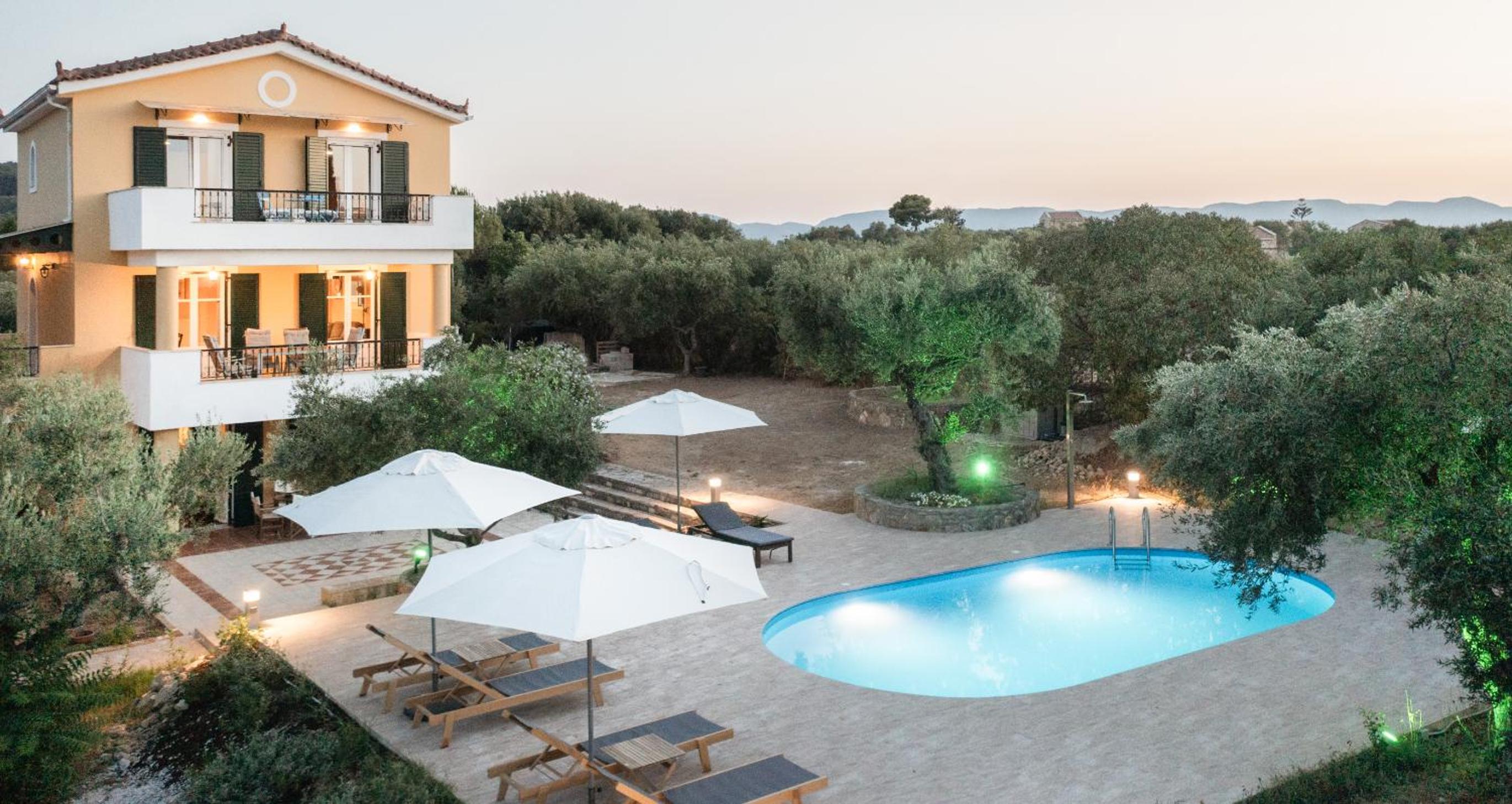 Akrotiri Sea View Maisonette view 2