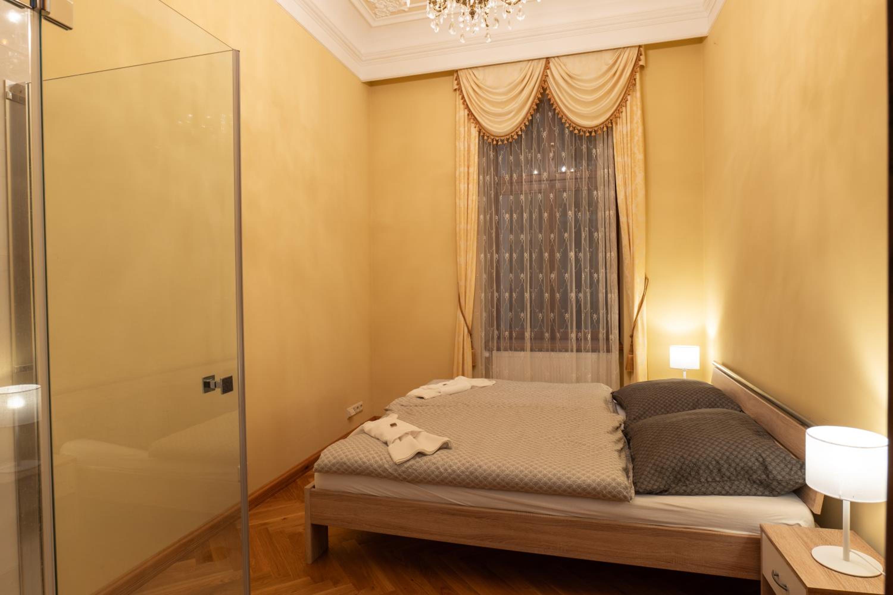 Zlatý Pelikán Apartments