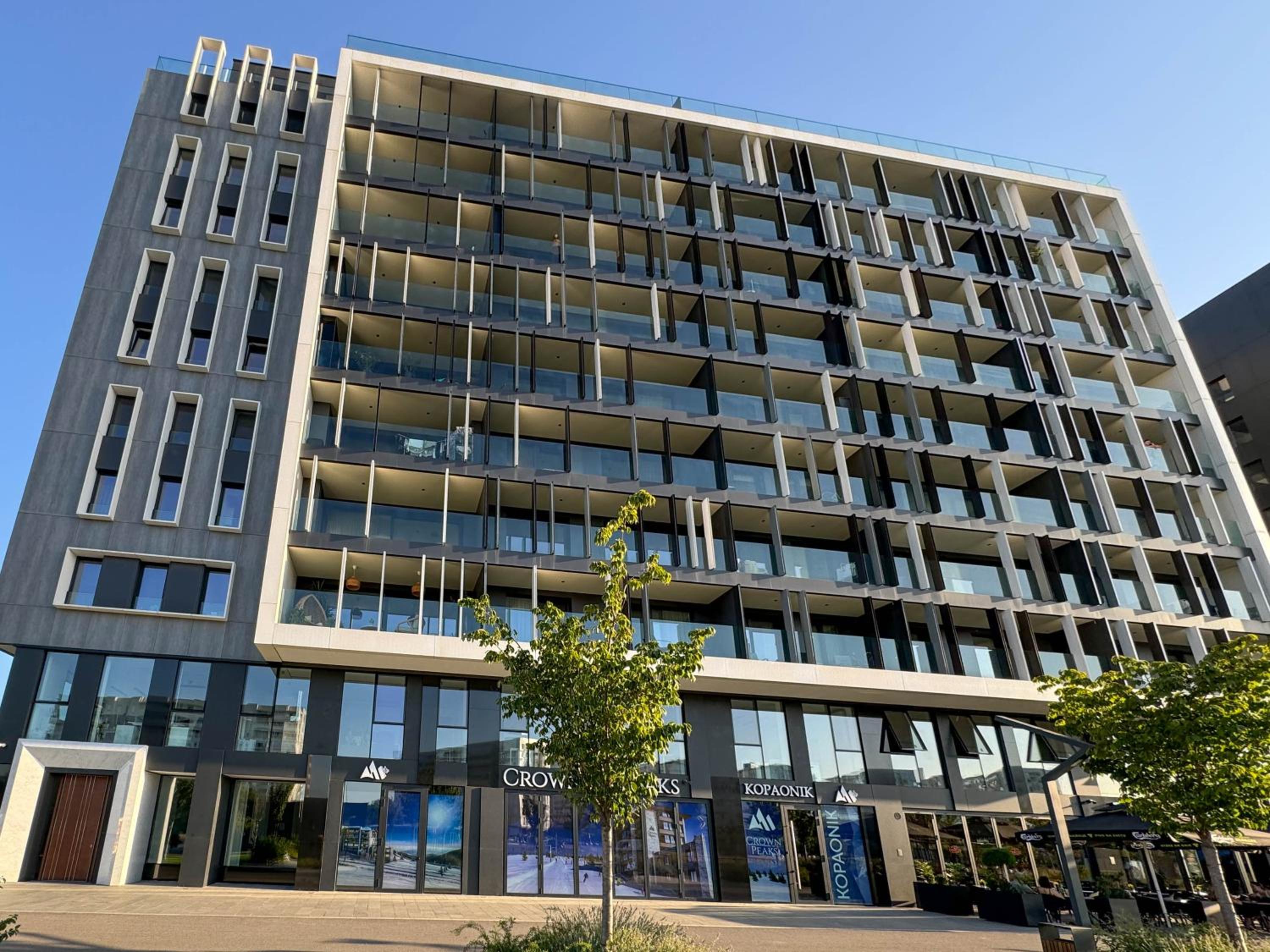 Sakura Park Luxury Apartments