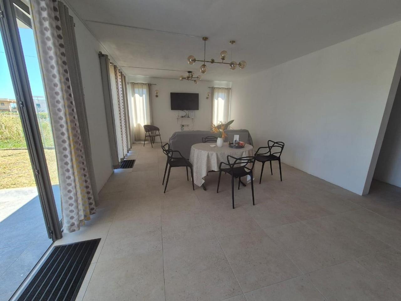 Villa Meya