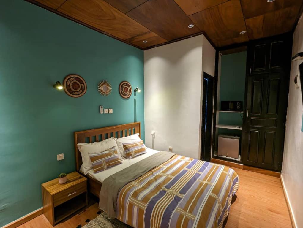 Chambre meublée extra confort à Yaoundé