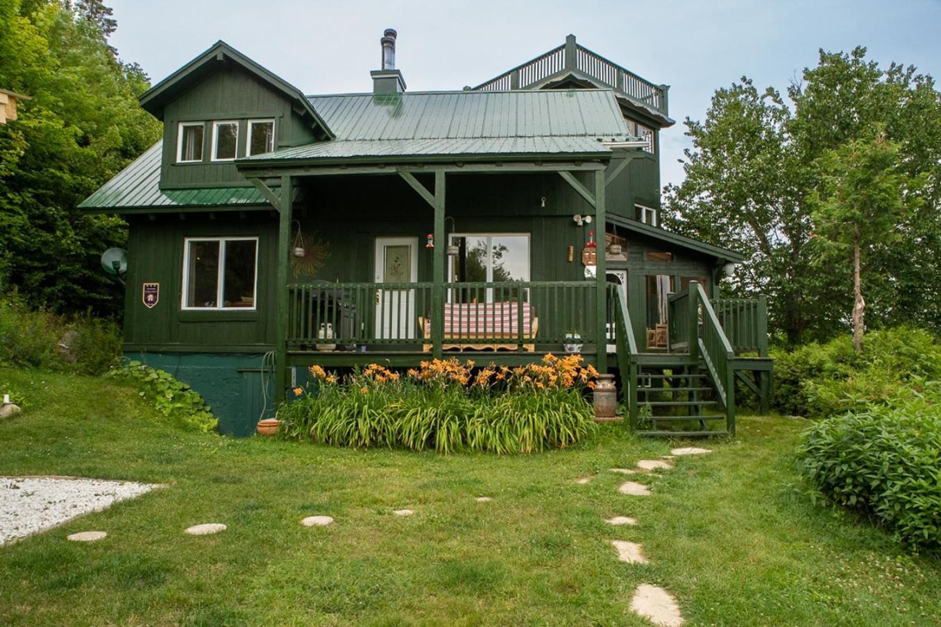 Ô Refuge Classic Chalet, Hot tub & Scenic view