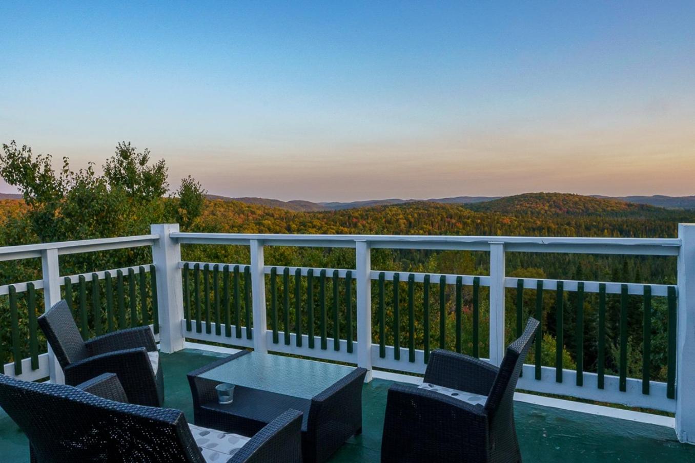 Ô Refuge Classic Chalet, Hot tub & Scenic view