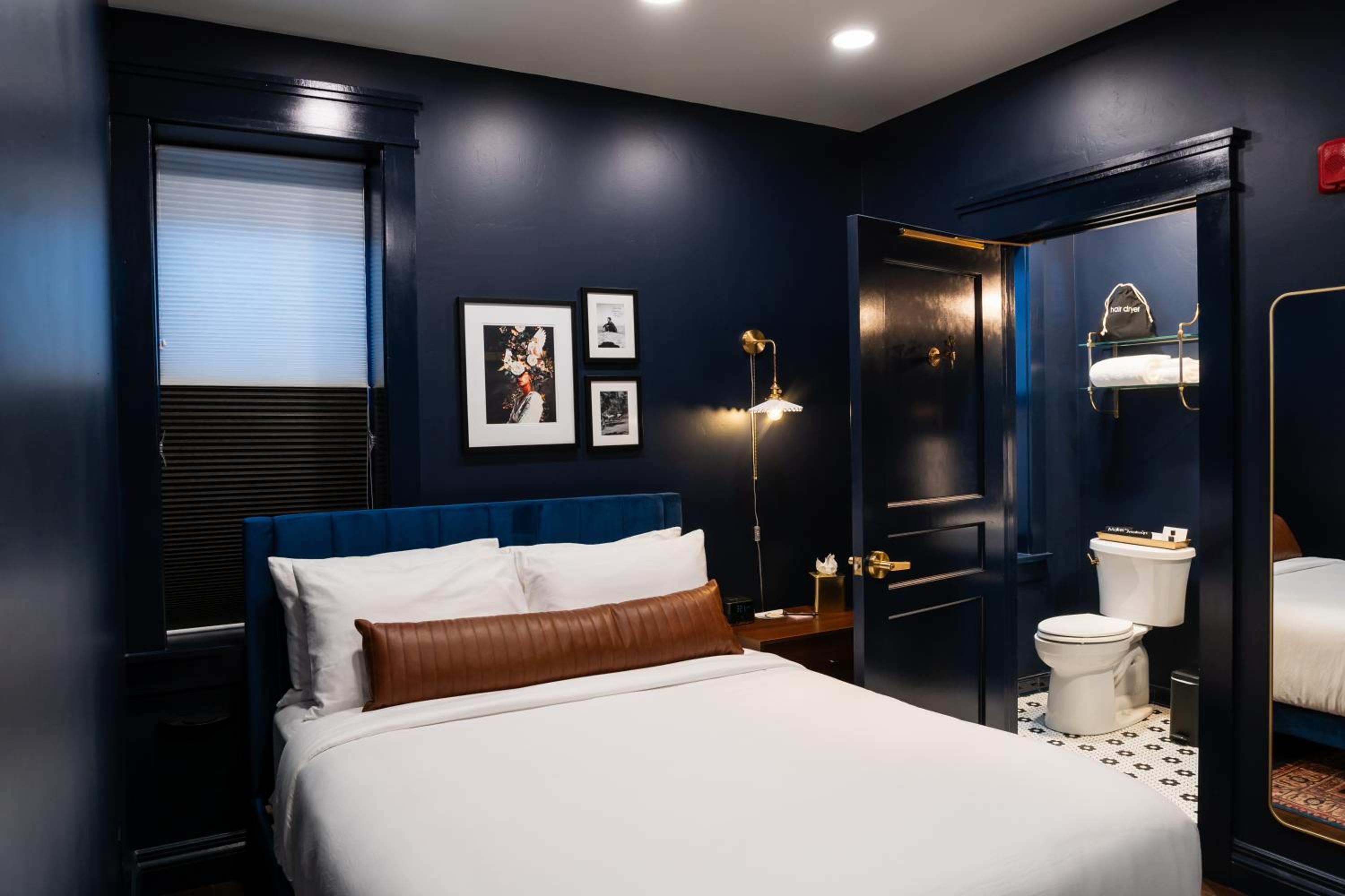 The Hotel Melrose