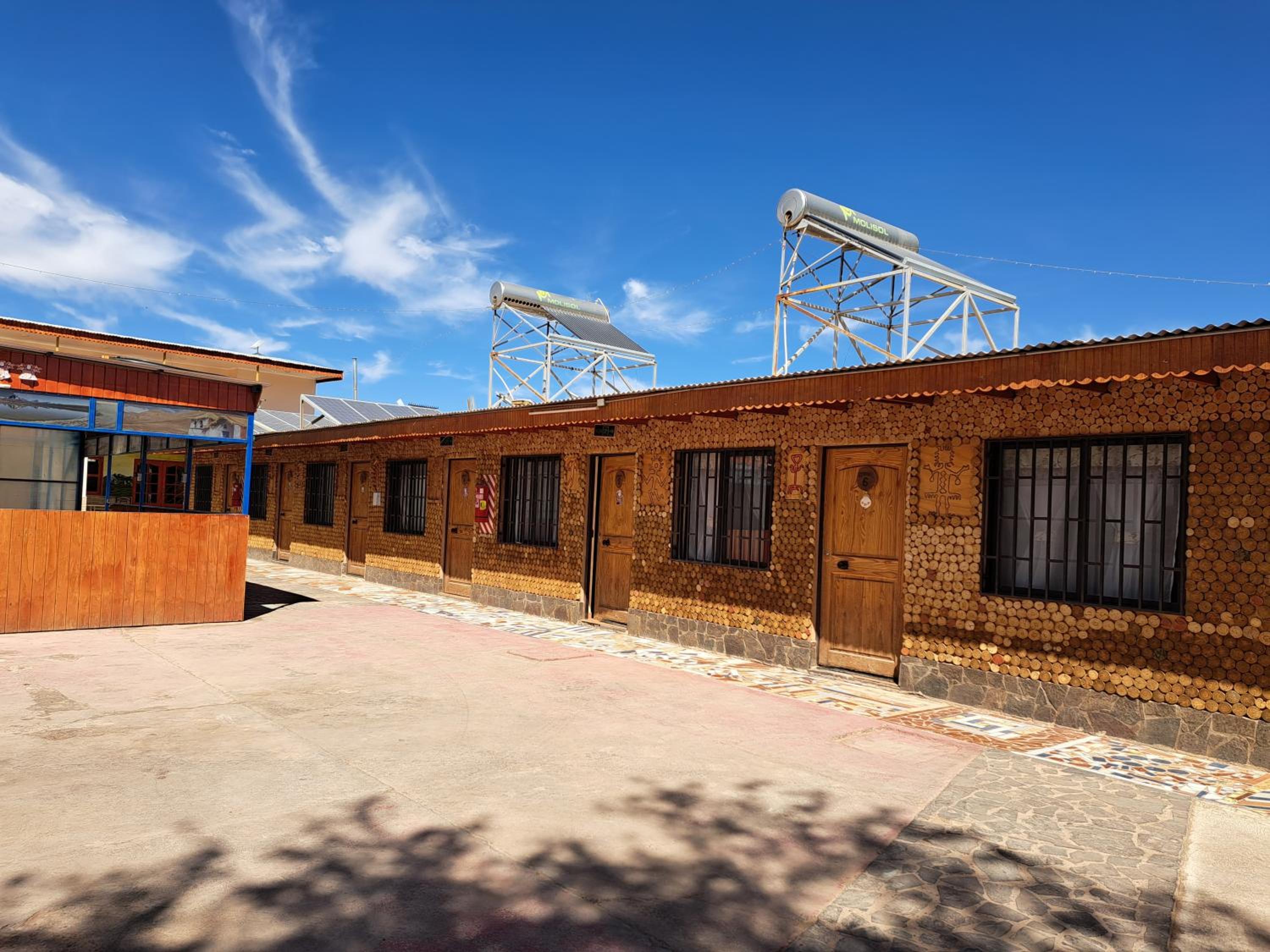 Hostal El Amigo Lucho