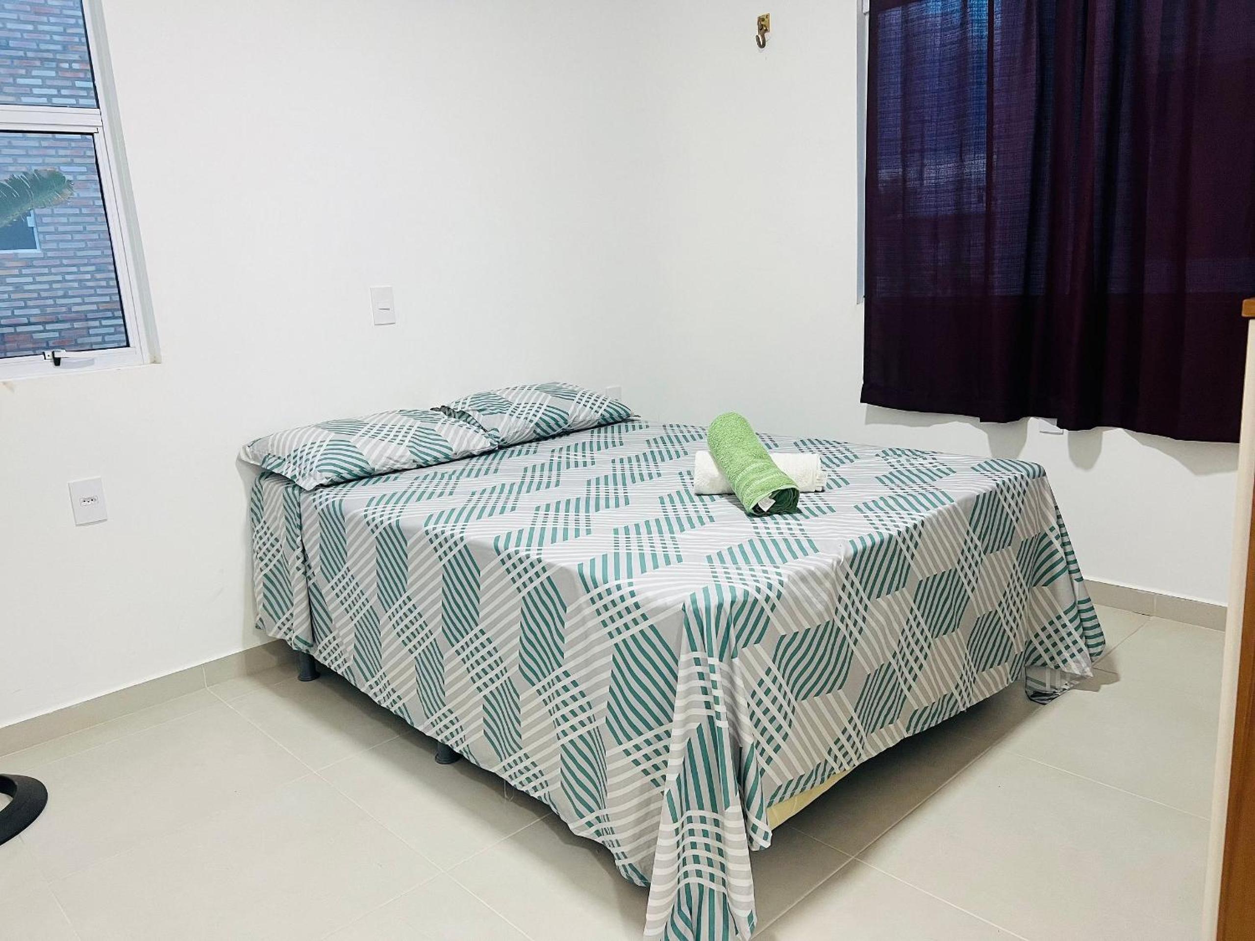 Acomodação nova, térreo, na Praia de Macapá em condomínio aconchegante e familiar