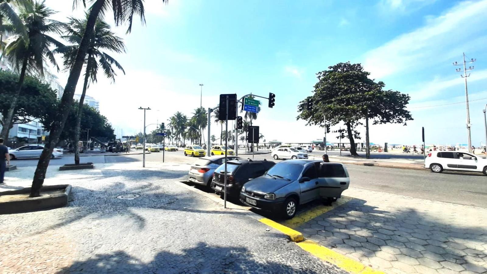 Só ELAS / Copacabana quarto individual para mulheres