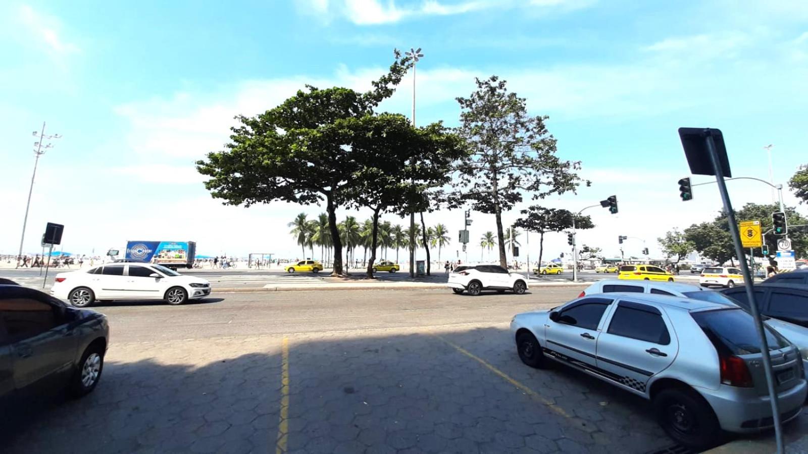 Só ELAS / Copacabana quarto individual para mulheres