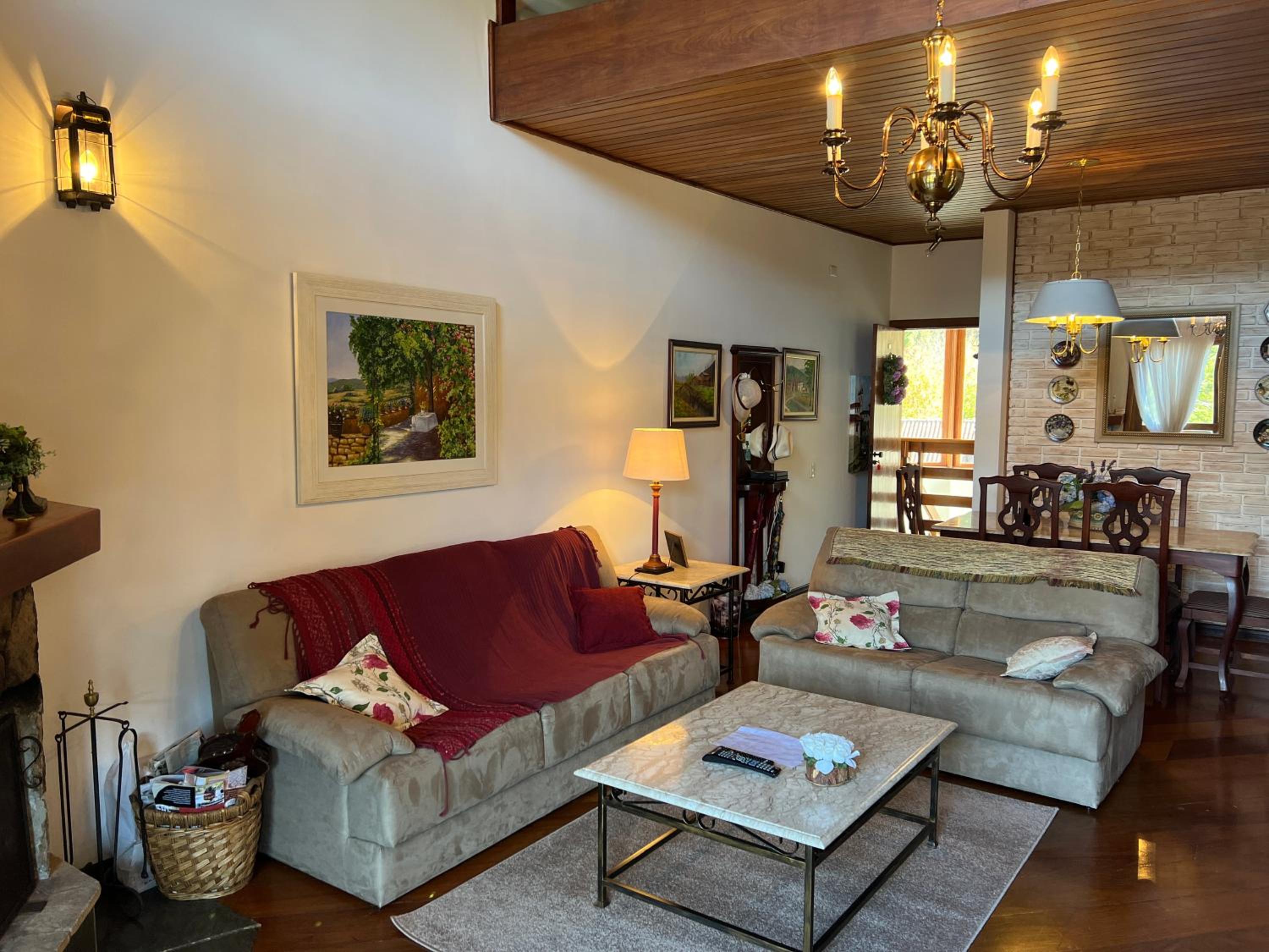 Cobertura Duplex Campos do Jordão H16