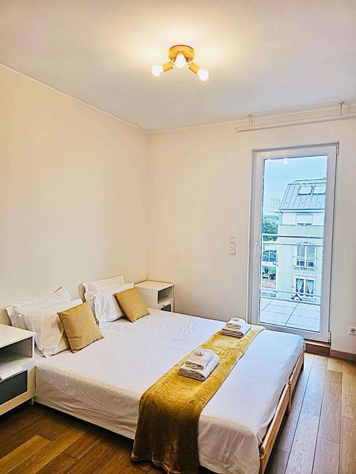 Two bedrooms with parking in Hesperange-Hesp1