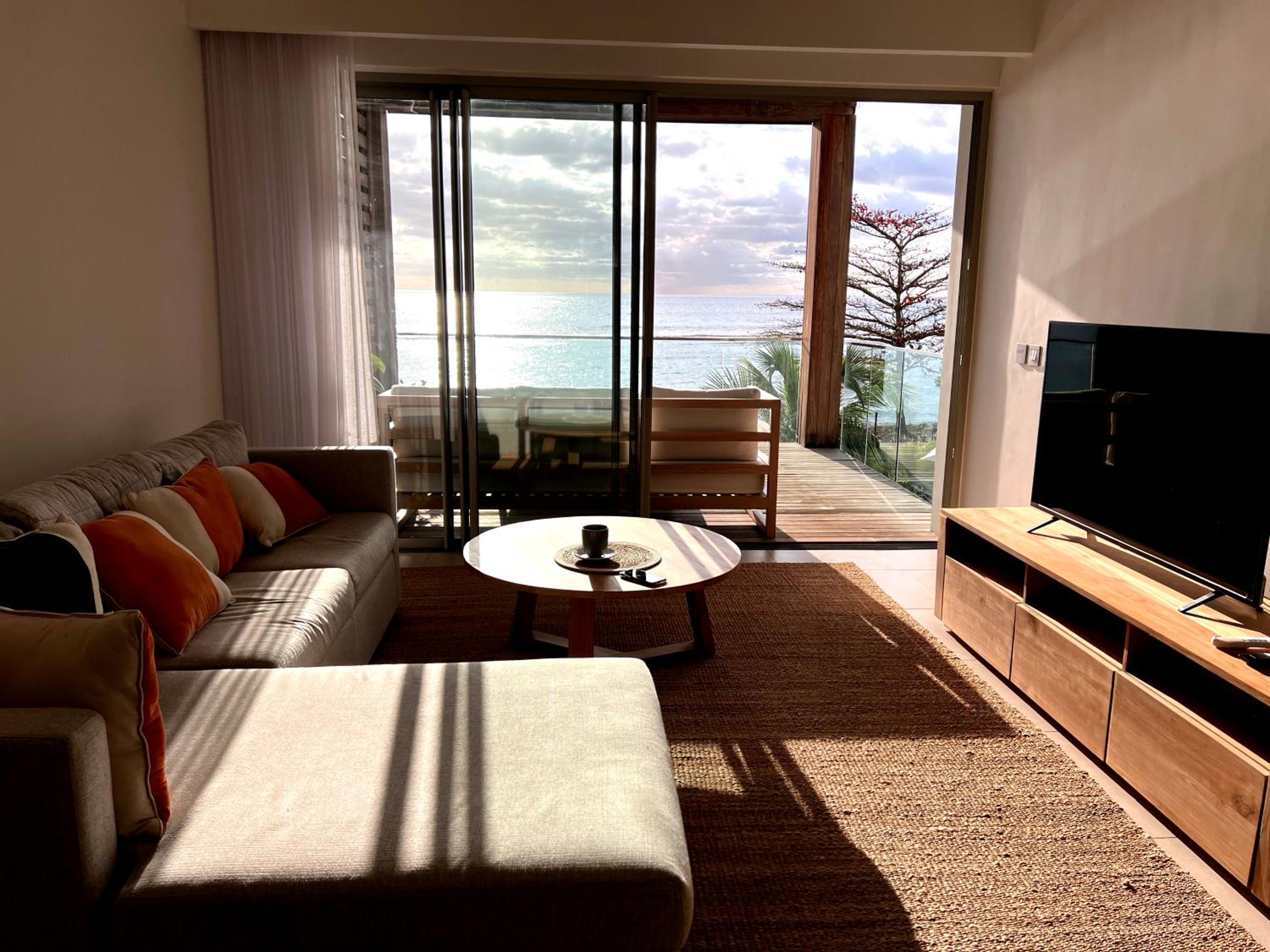 Beachfront Apartment Ocean Point view 2