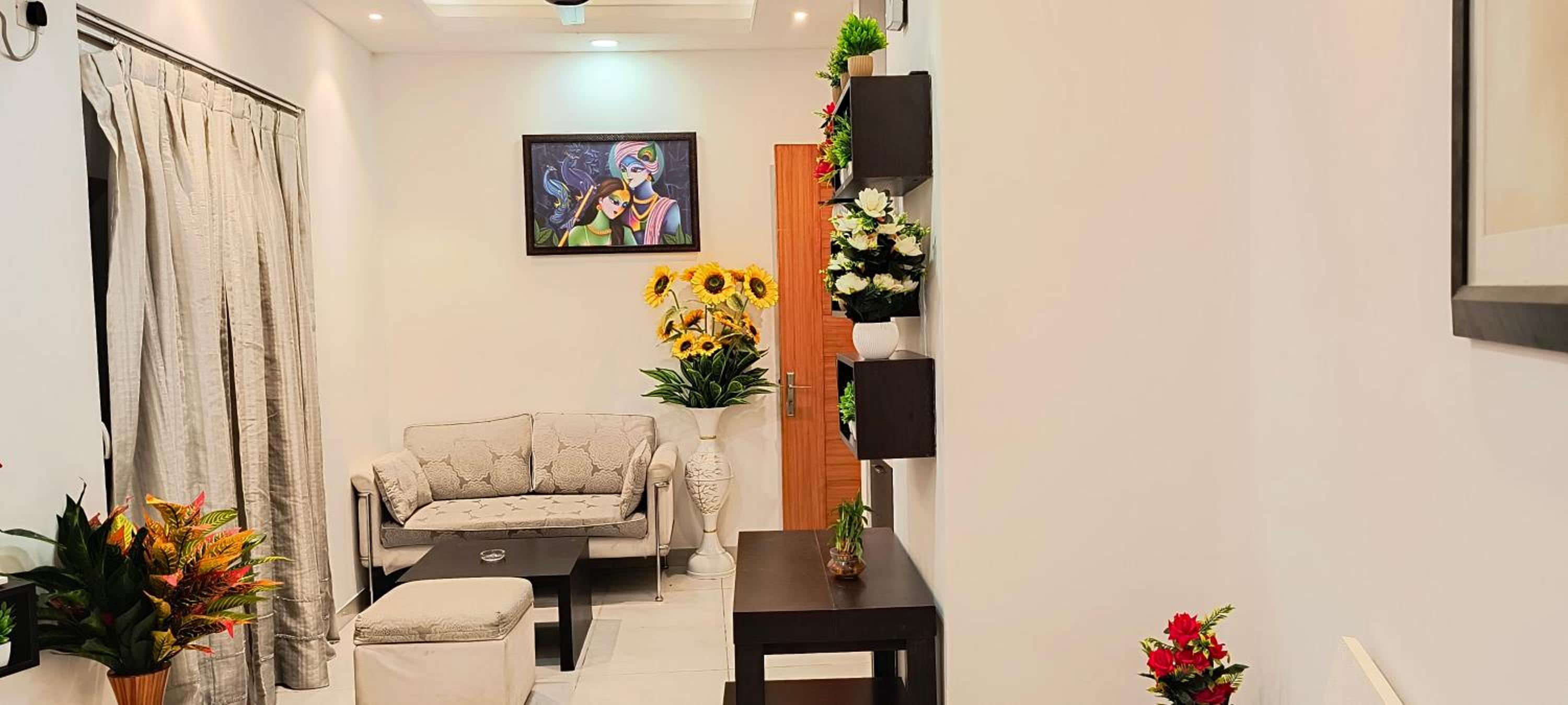 Gold Haven Studio - Luxury Studio Apartment Full Furnished With Full Facility