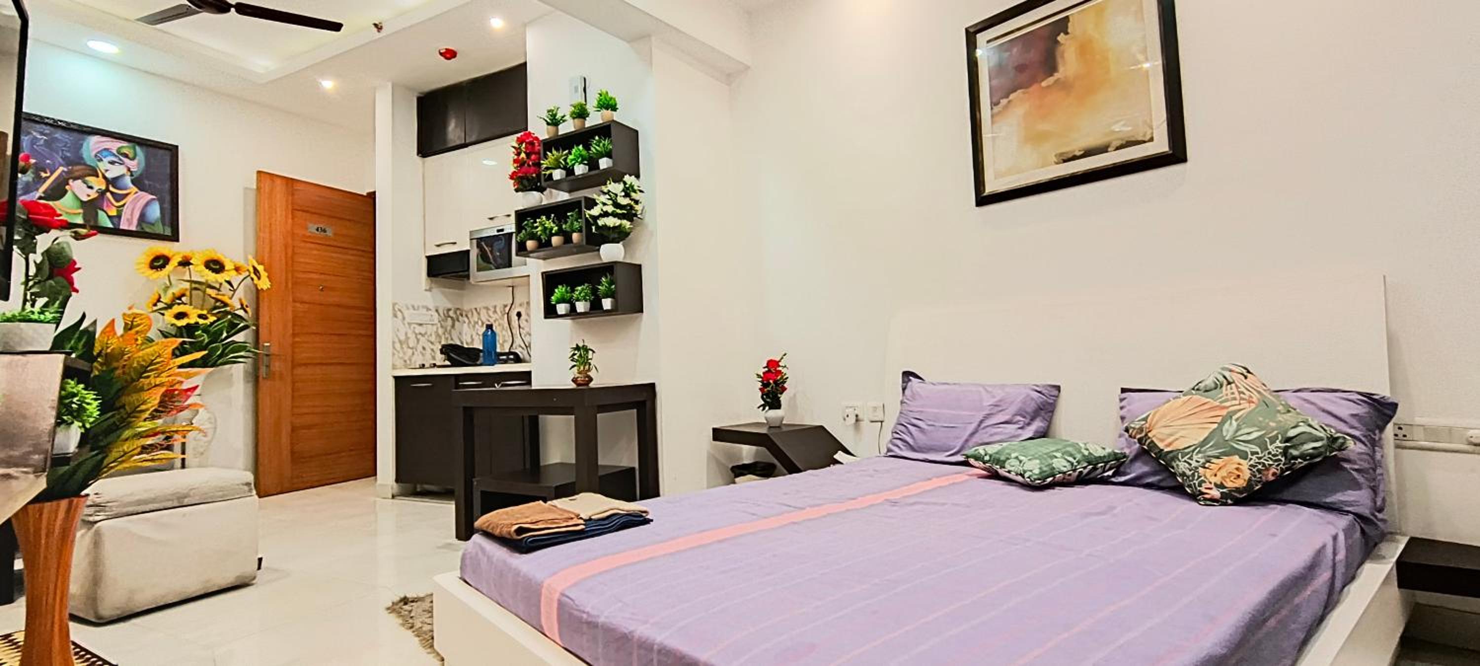 Gold Haven Studio - Luxury Studio Apartment Full Furnished With Full Facility