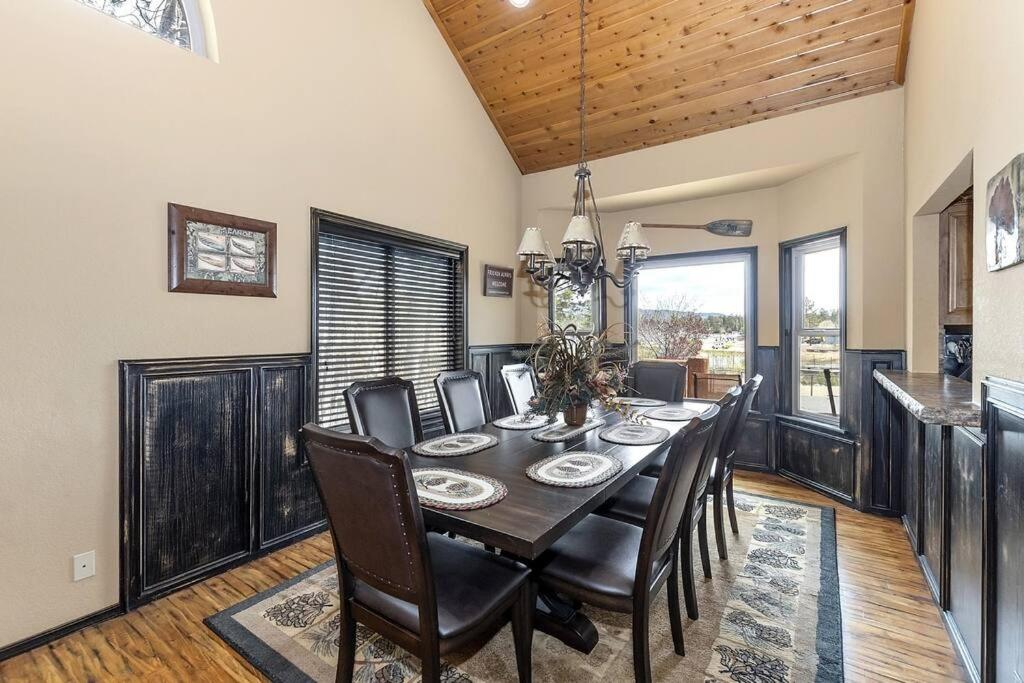 Cienega Lakeview
