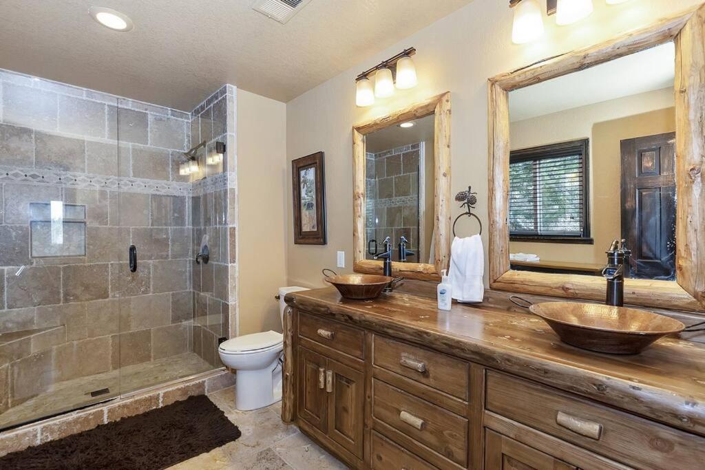 Cienega Lakeview