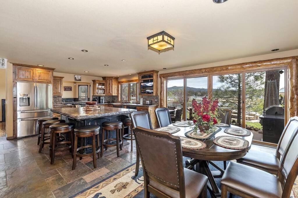 Cienega Lakeview