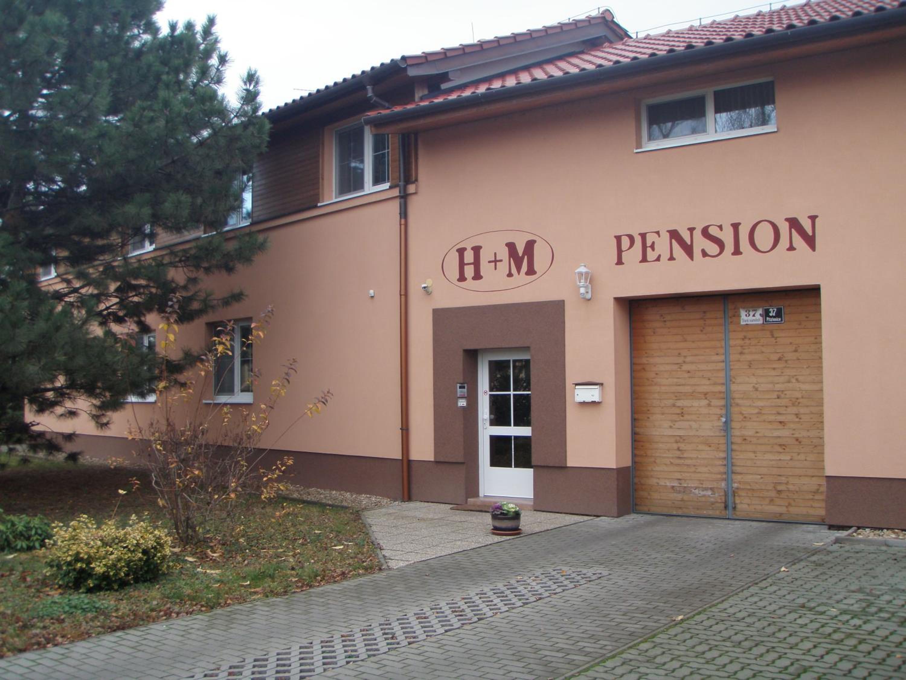 H+M Penzion