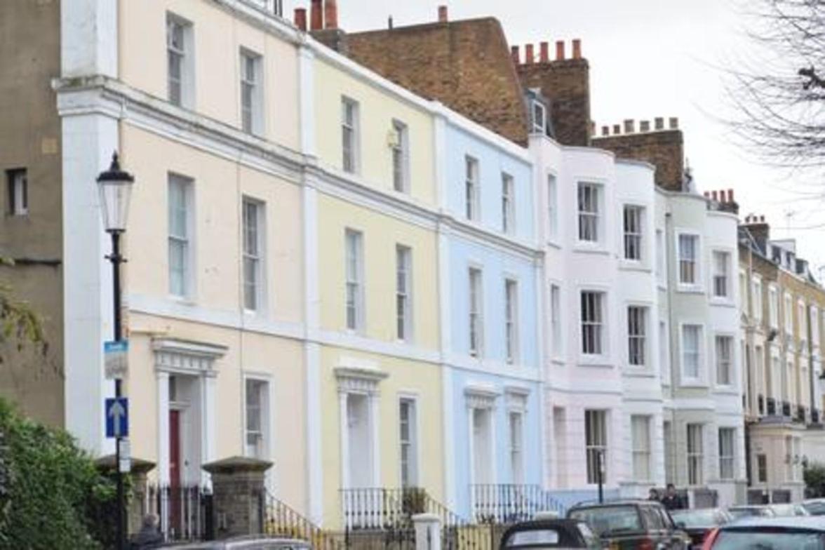 Holland Park 2 Bed Flat by BaseToGo