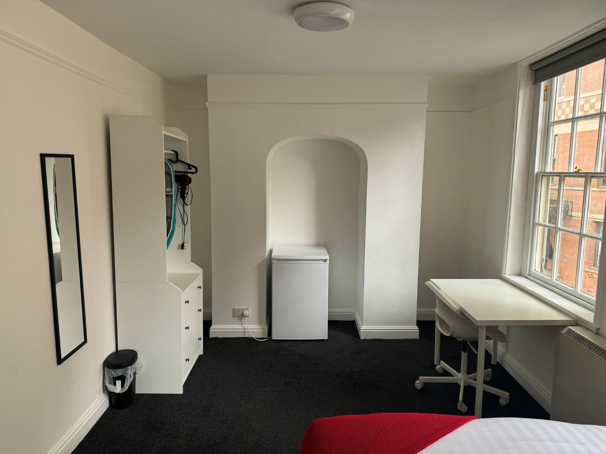 Modern Studios in Heart of Nottingham view 5