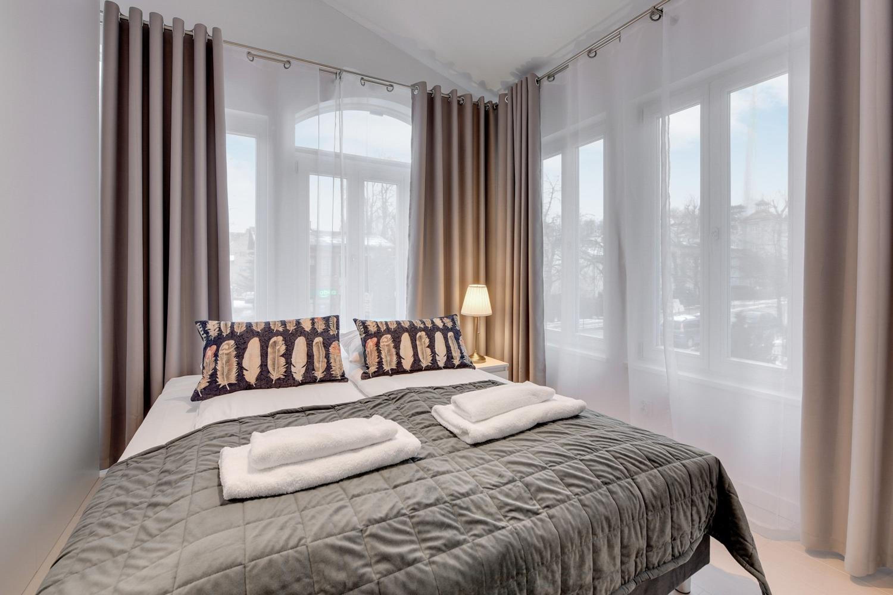 Chopina 29 - Apartamenty blisko plaży i Monte Cassino z parkingiem by Lion Apartments Sopot