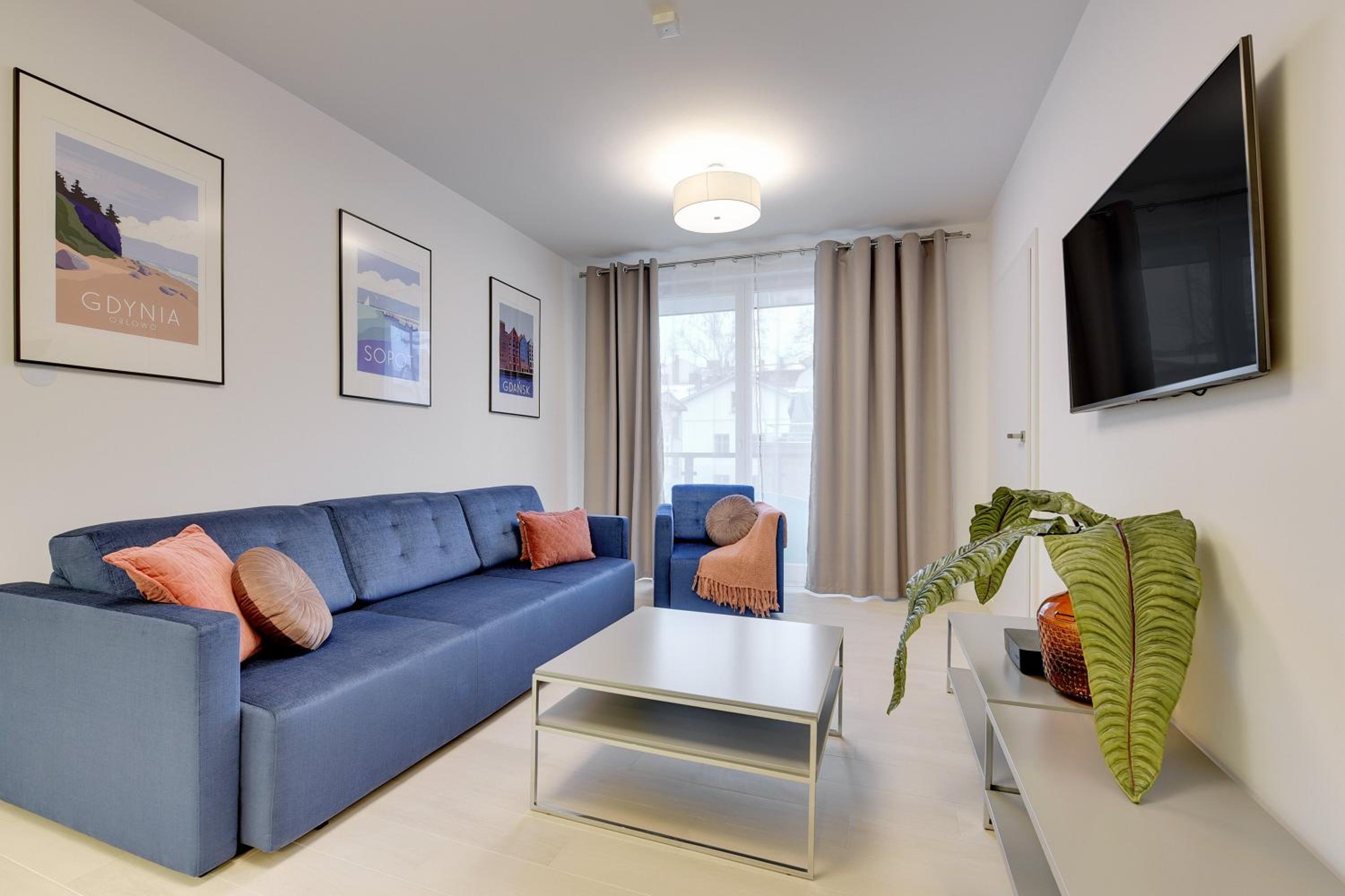 Chopina 29 - Apartamenty blisko plaży i Monte Cassino z parkingiem by Lion Apartments Sopot