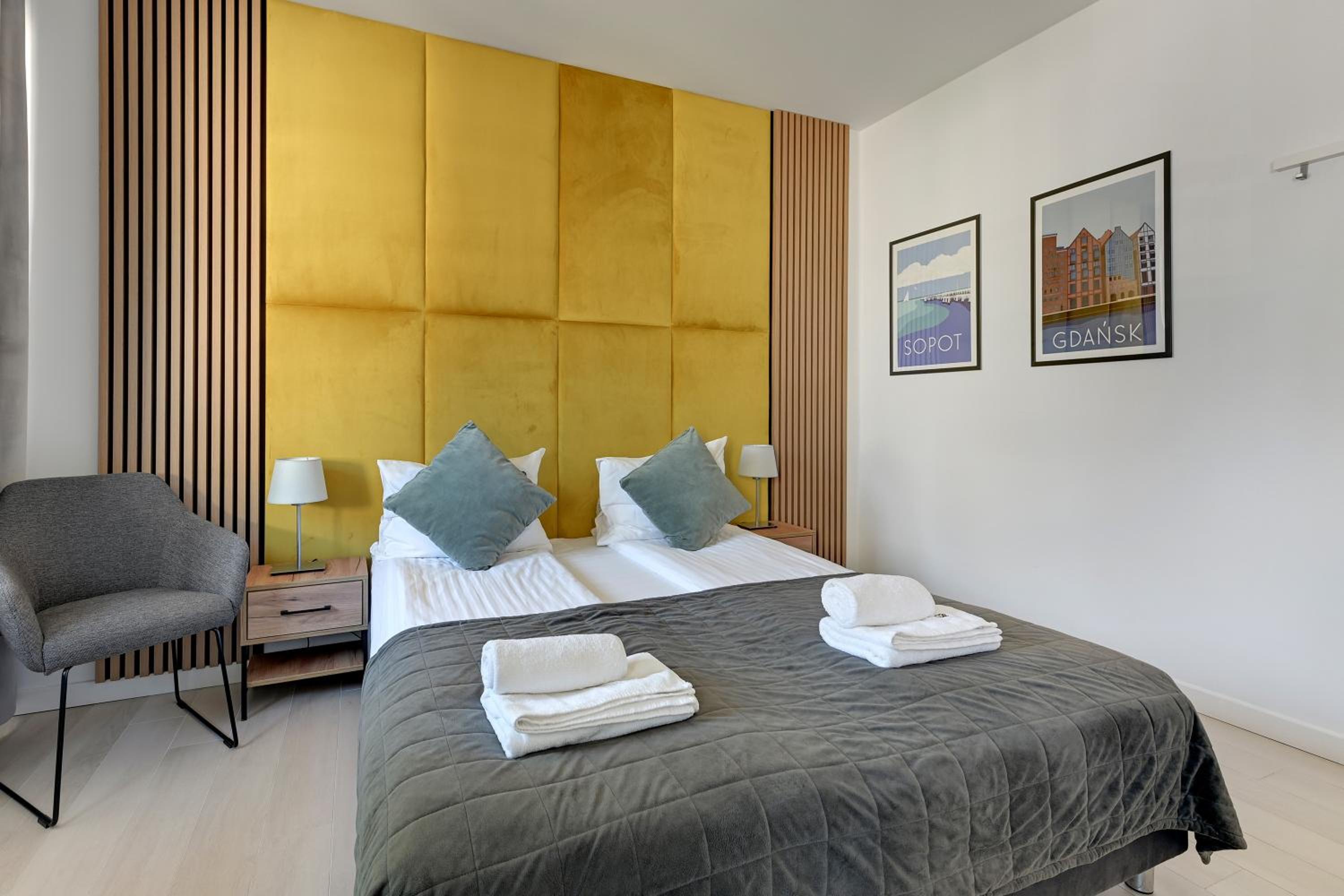 Chopina 29 - Apartamenty blisko plaży i Monte Cassino z parkingiem by Lion Apartments Sopot
