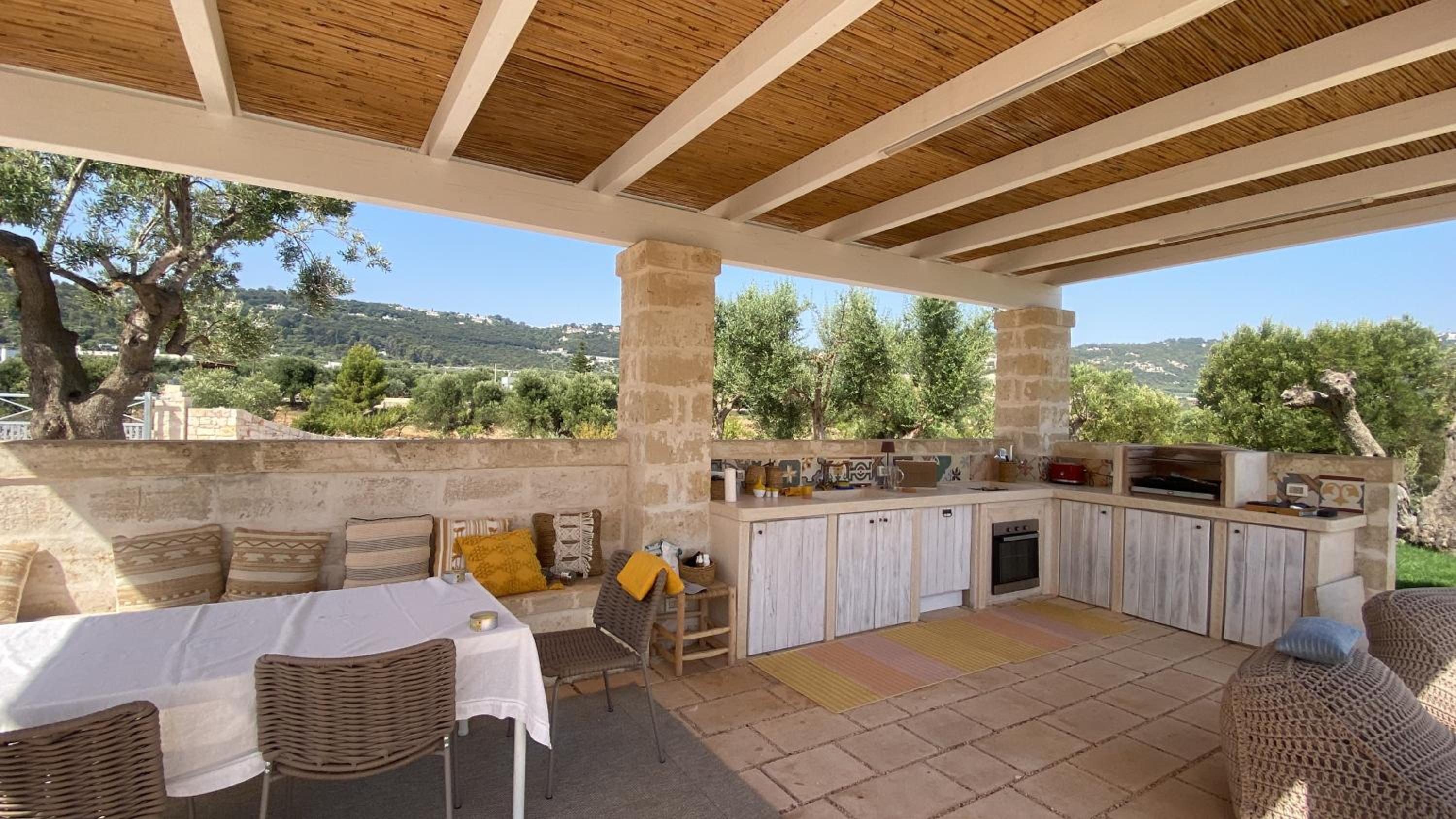 Trullo Zafferano: Seaview + spacious Pool view 4